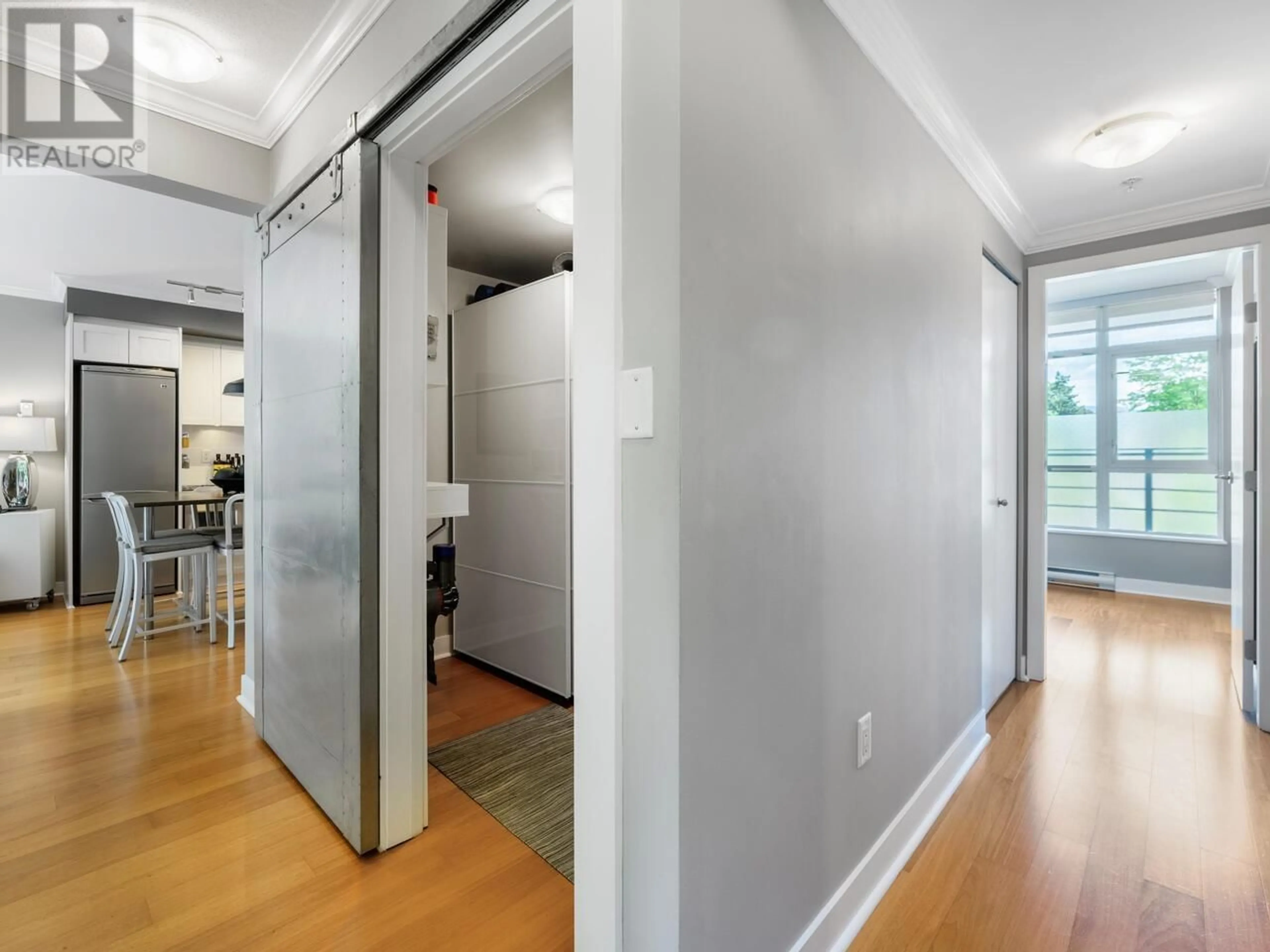 Unknown for 323 - 2268 BROADWAY STREET, Vancouver British Columbia V6K0B2