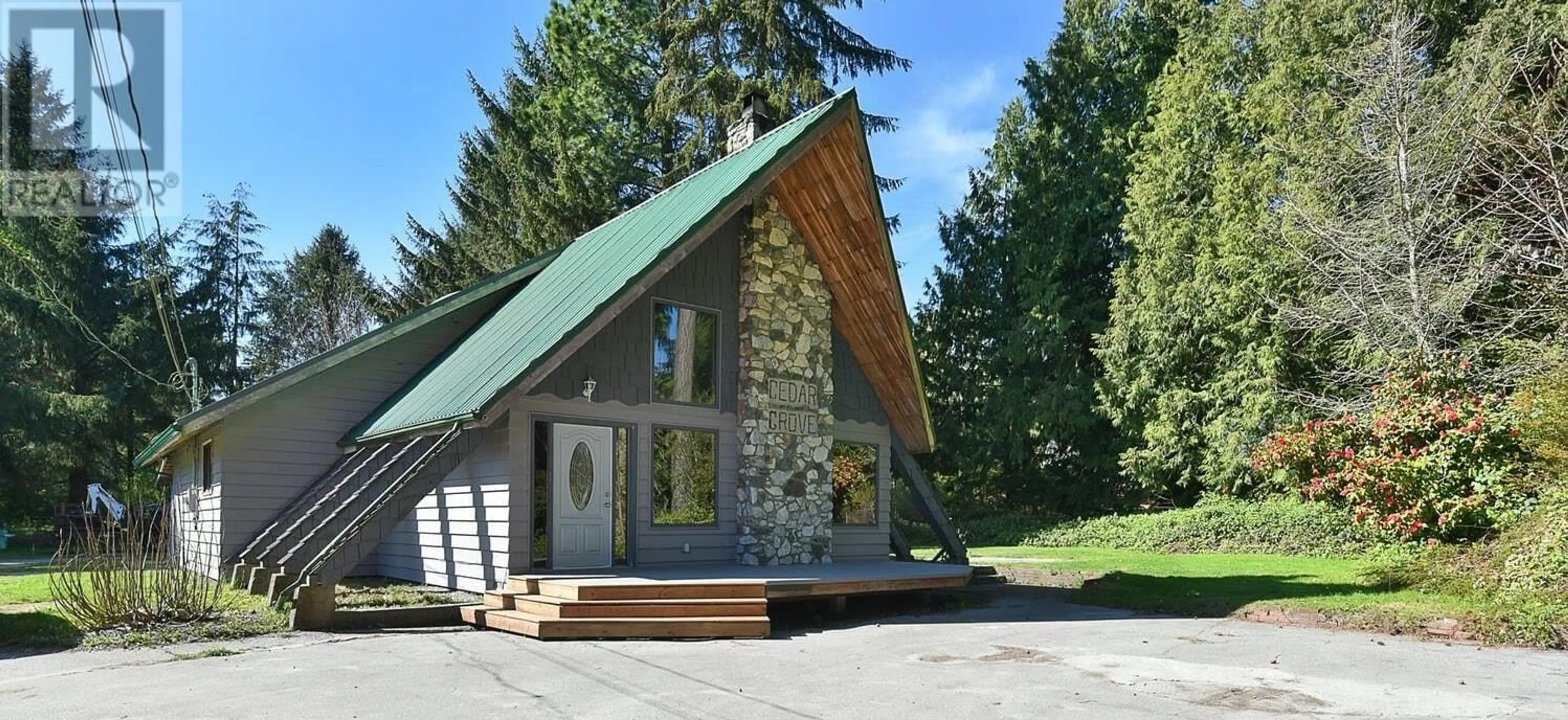 Unknown for 5651 WAKEFIELD ROAD, Sechelt British Columbia V7Z0N4