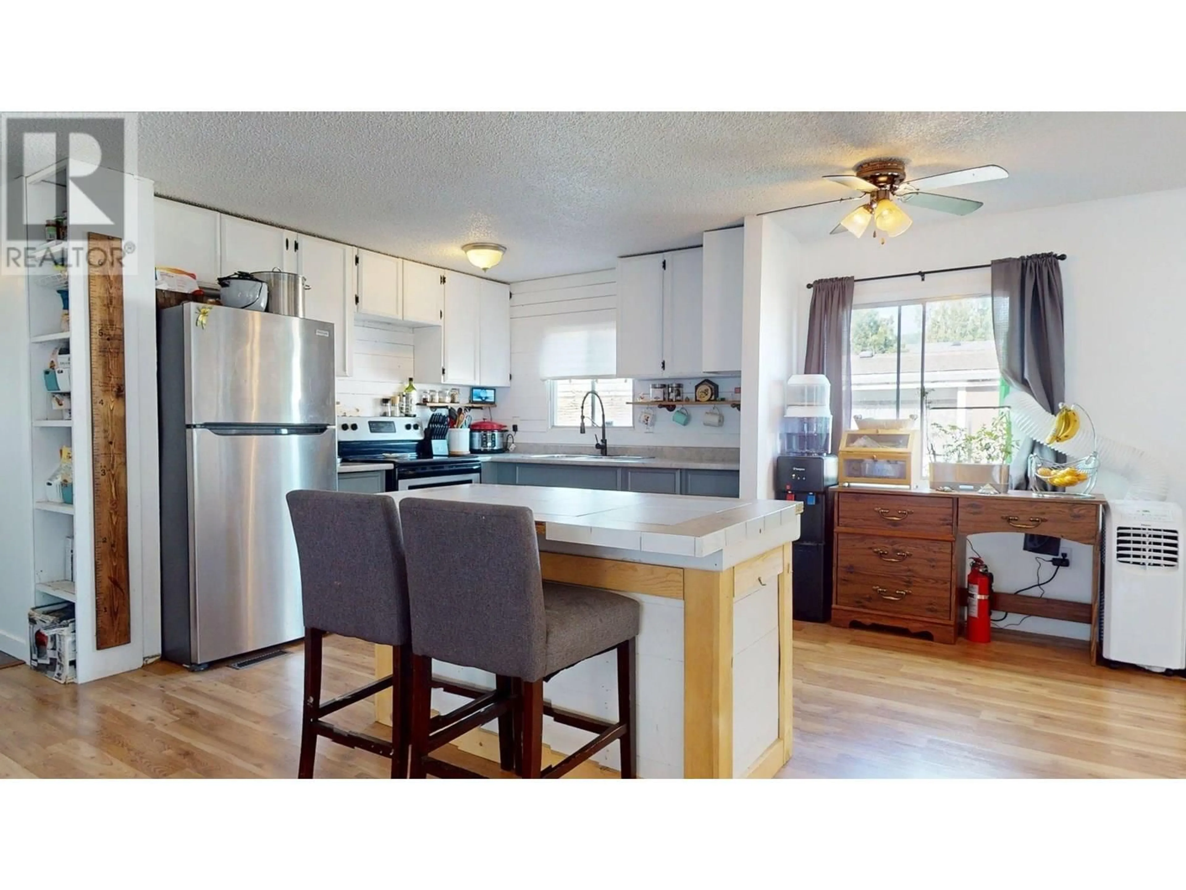 Open concept kitchen, unknown for 3 - 3211 GOOK ROAD, Quesnel British Columbia V2J6N6