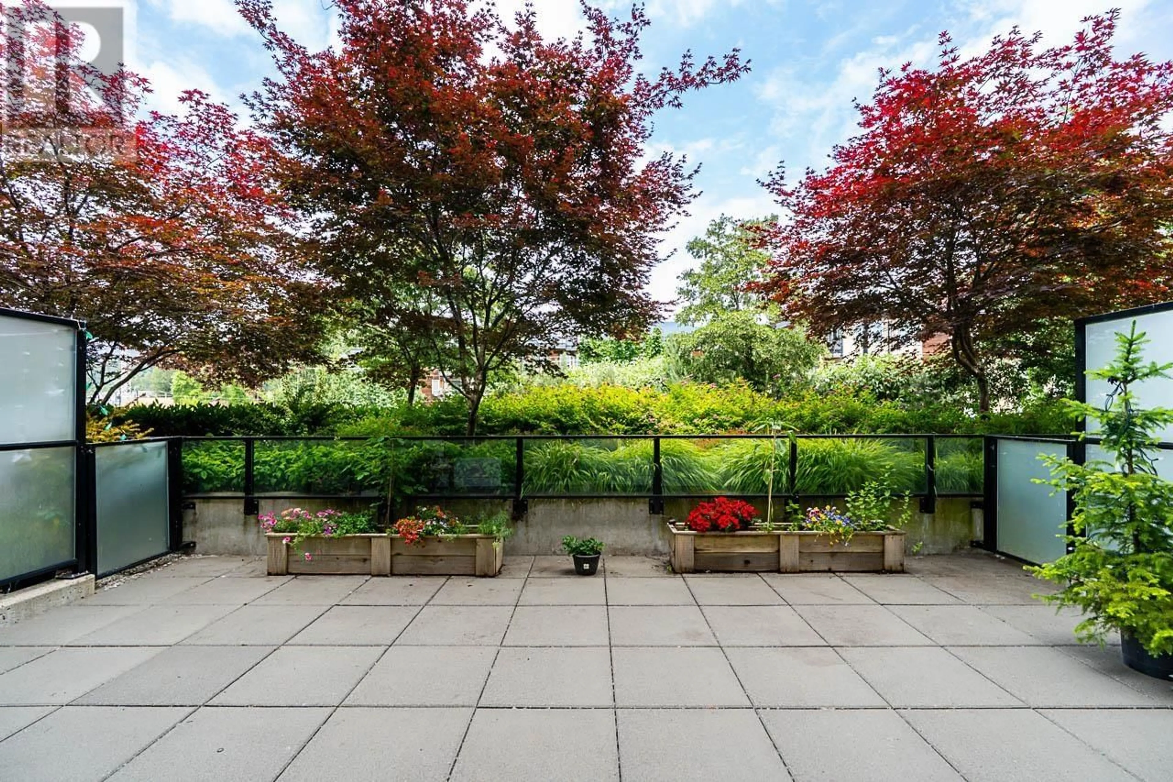 Patio, unknown for 218 - 725 MARINE DRIVE, North Vancouver British Columbia V7M0G2