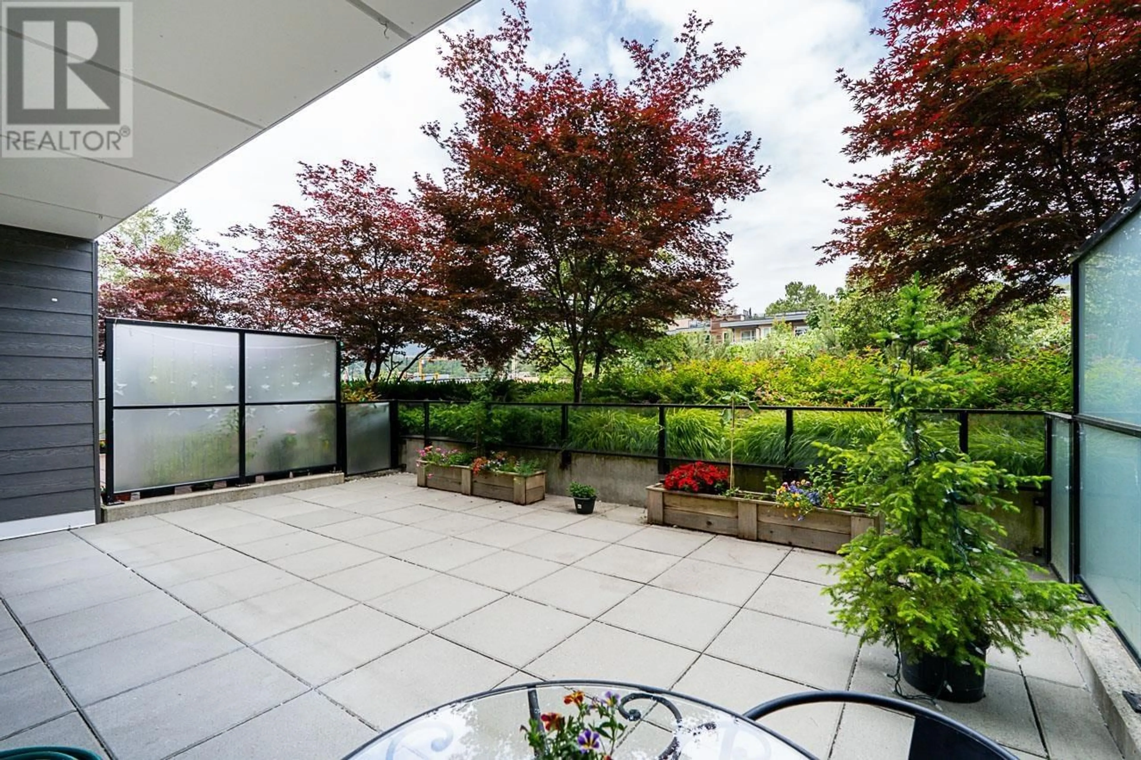 Patio, unknown for 218 - 725 MARINE DRIVE, North Vancouver British Columbia V7M0G2