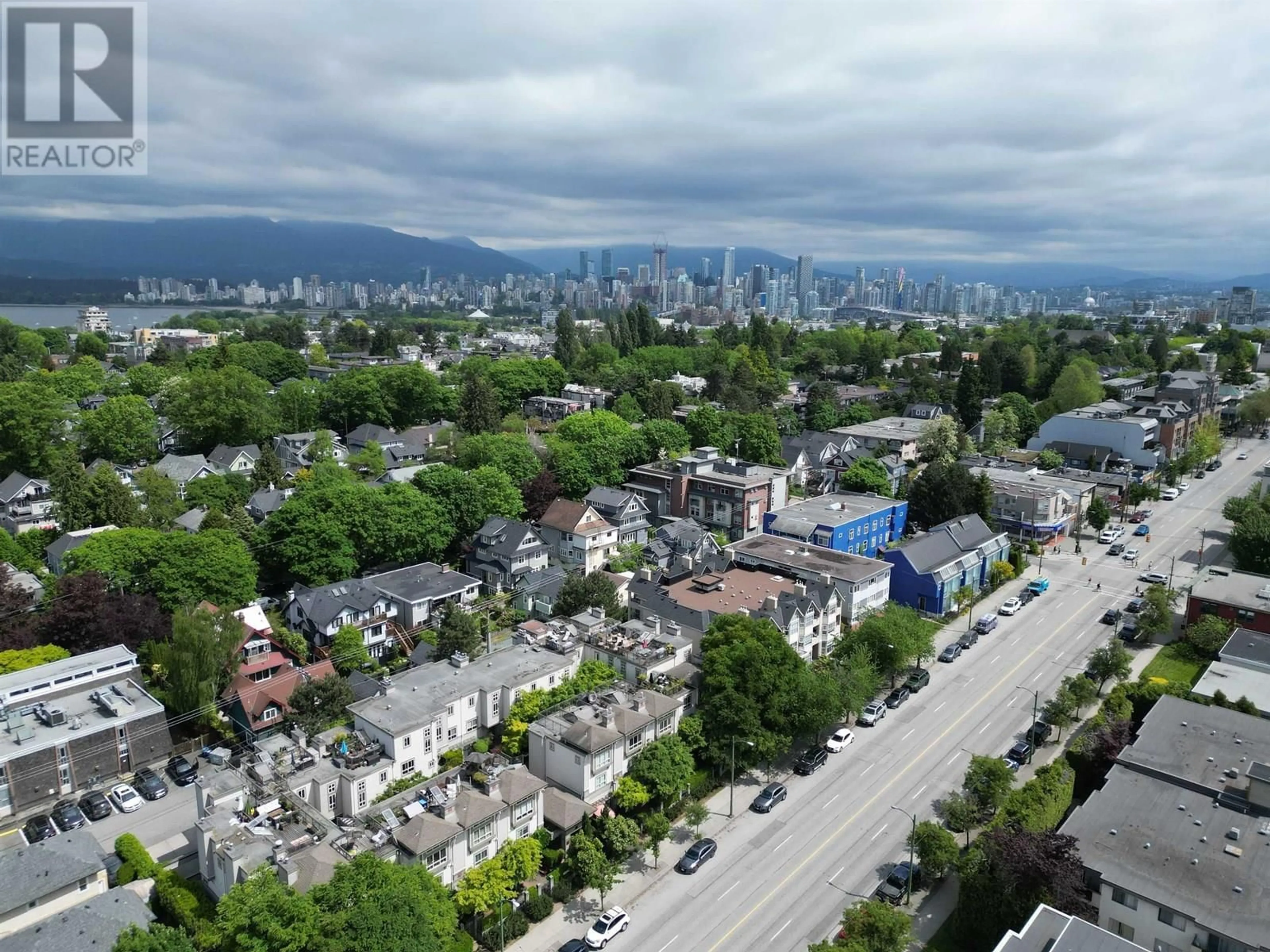 A pic from outside/outdoor area/front of a property/back of a property/a pic from drone, city buildings view from balcony for 12 - 2375 BROADWAY, Vancouver British Columbia V6K2E6