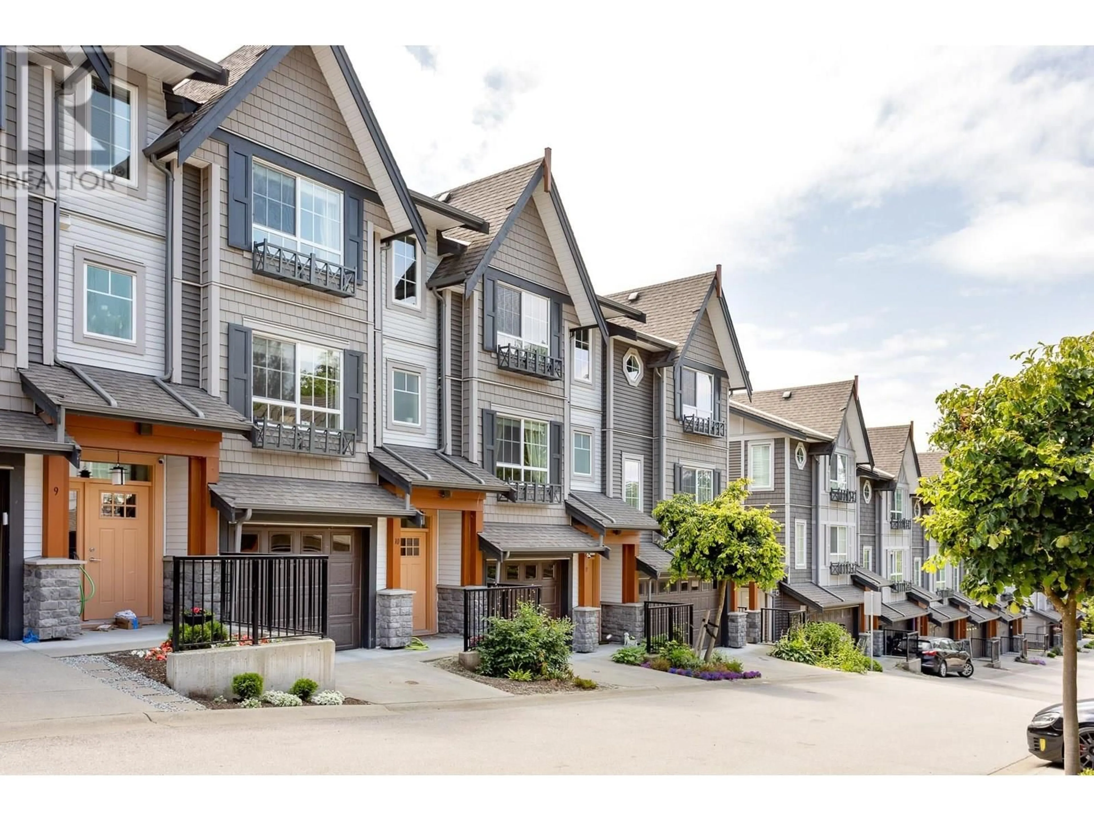 Home with vinyl exterior material, street for 11 - 23539 GILKER HILL ROAD, Maple Ridge British Columbia V2W1C8