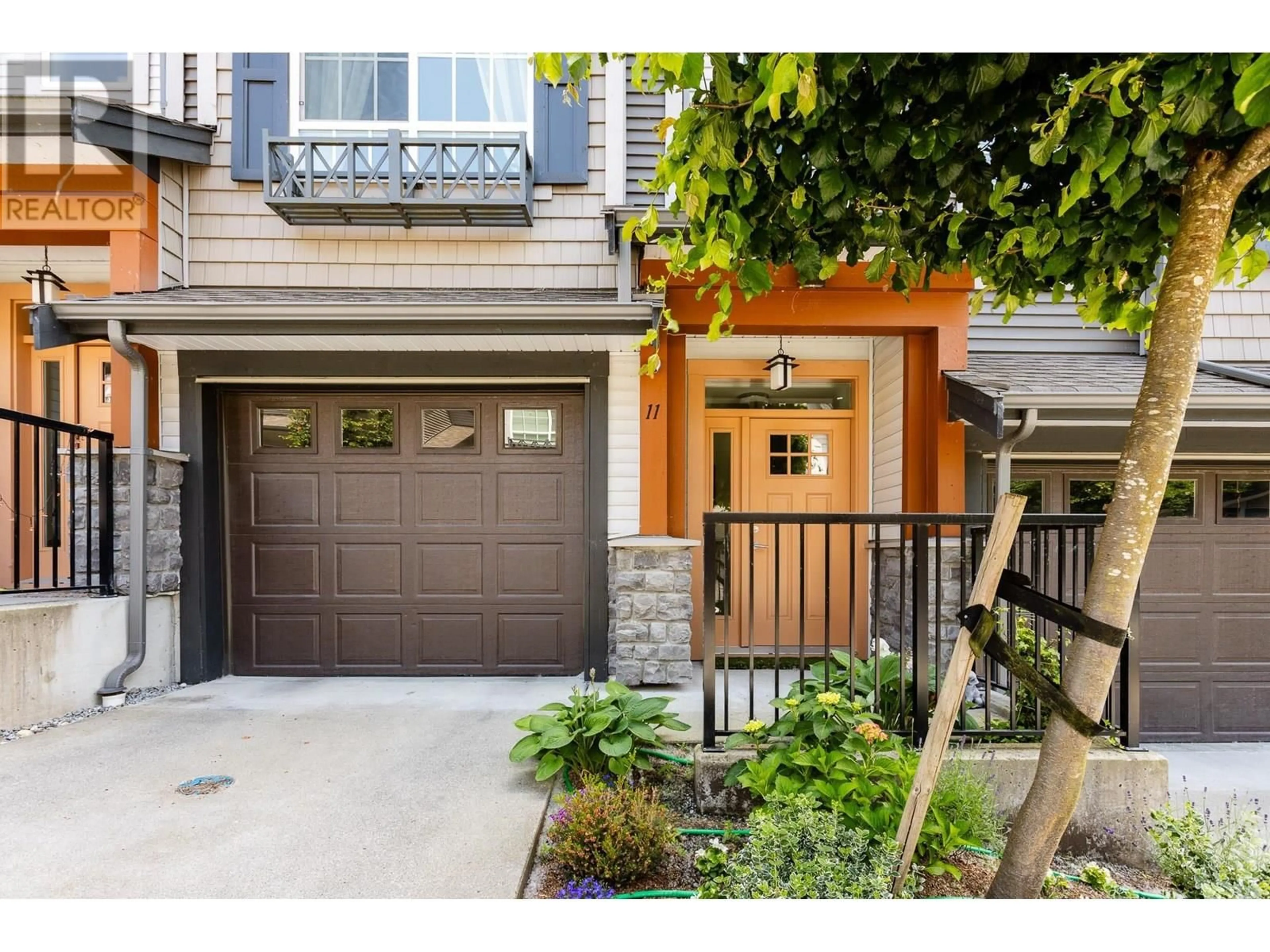 Indoor entryway for 11 - 23539 GILKER HILL ROAD, Maple Ridge British Columbia V2W1C8