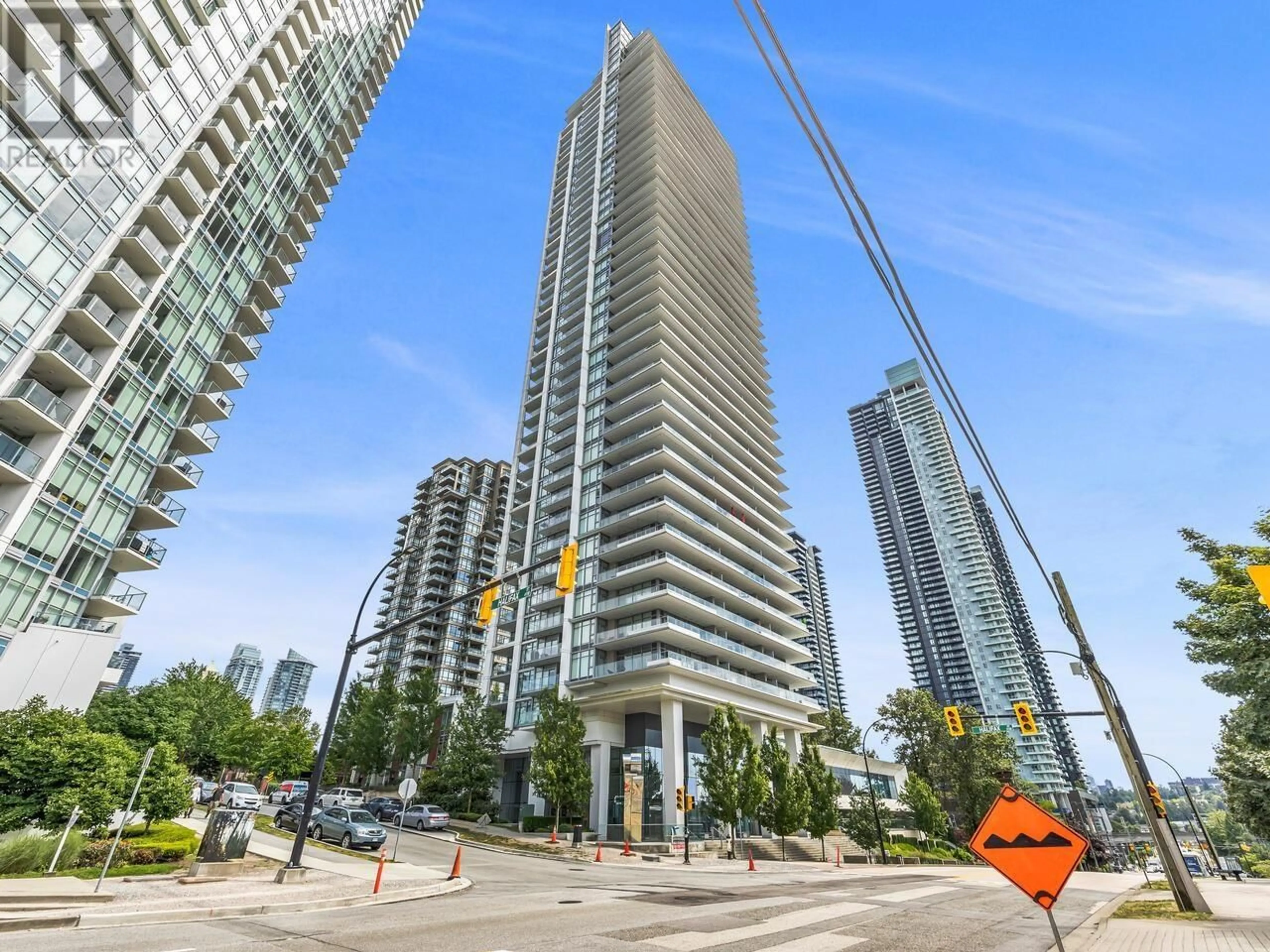 Unknown for 1901 - 1888 GILMORE AVENUE, Burnaby British Columbia V5C0L2