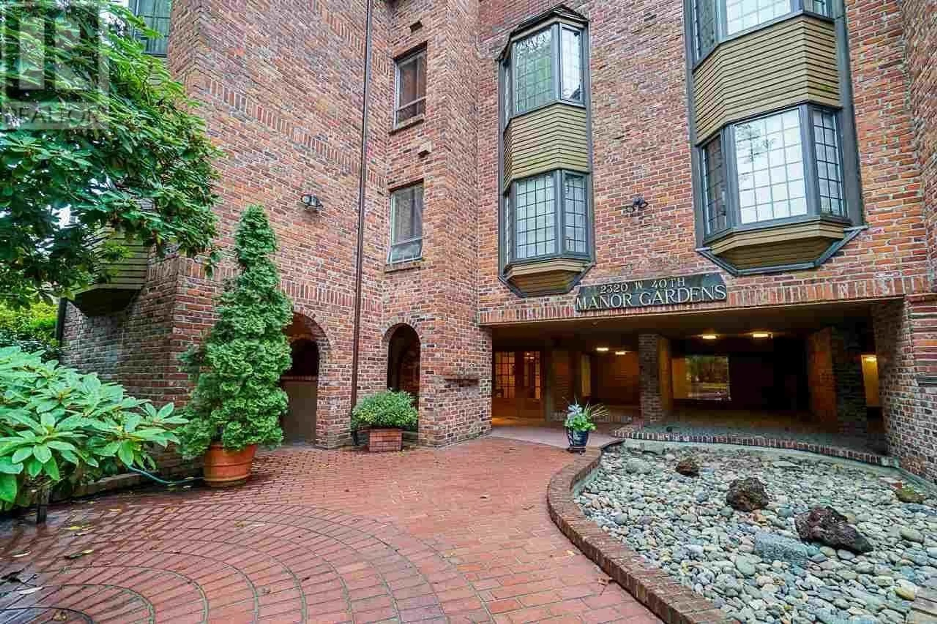 Unknown for 218 - 2320 40TH AVENUE, Vancouver British Columbia V6M4H6