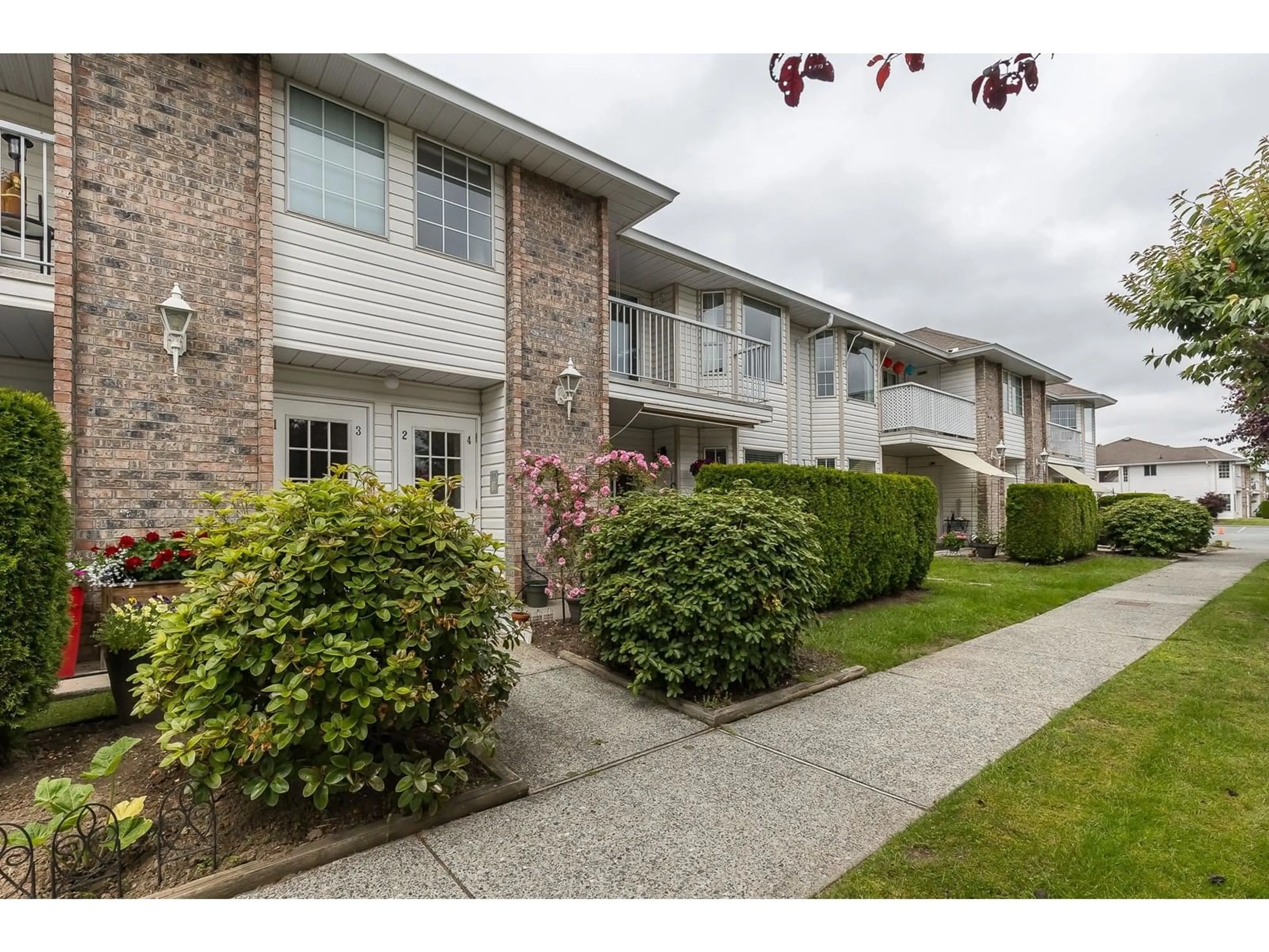 Unknown for 4 - 2901 TRAFALGAR, Abbotsford British Columbia V2S7Y1