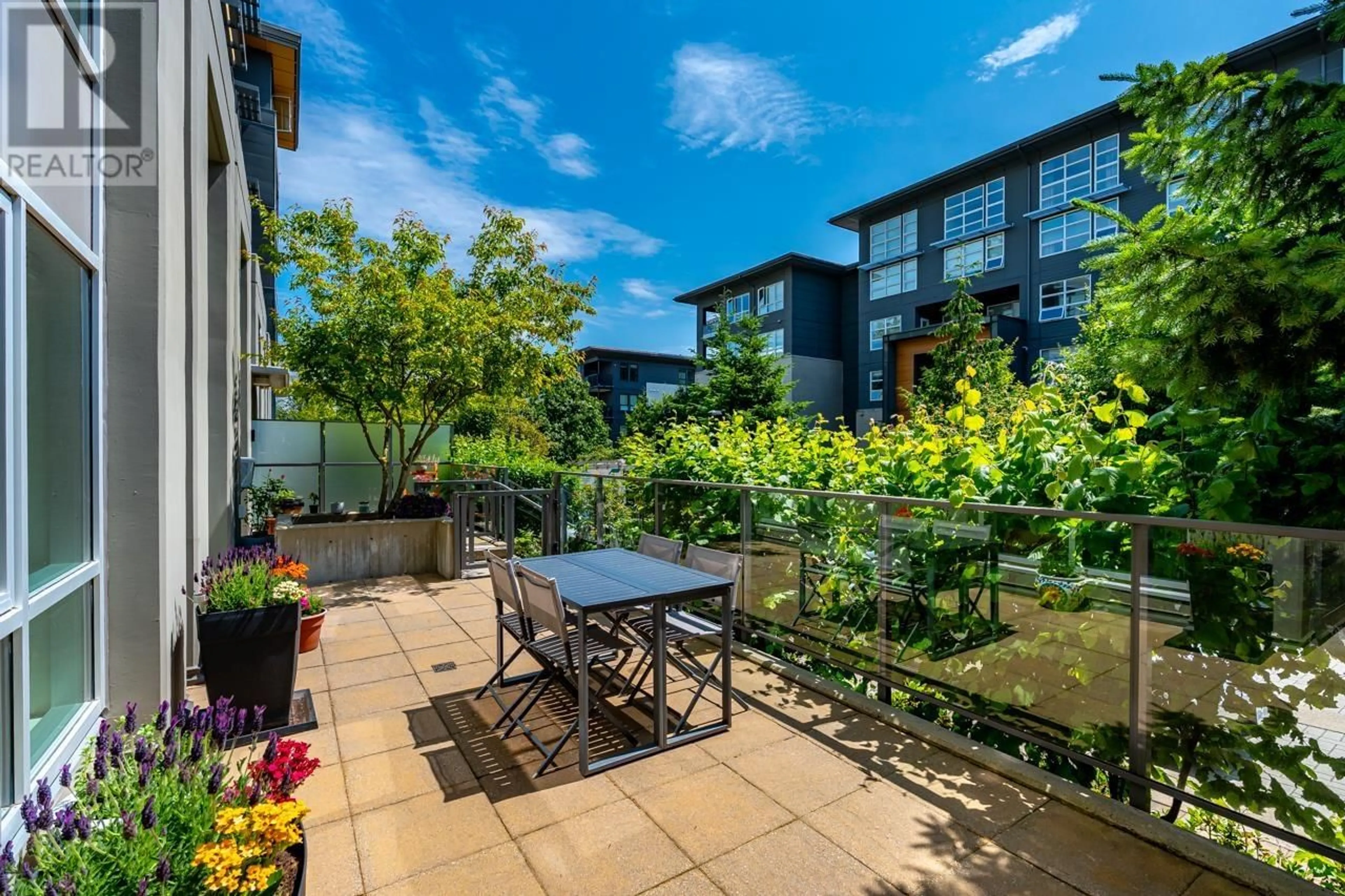 Patio, street for 6 - 9150 UNIVERSITY HIGH STREET, Burnaby British Columbia V5A0C5