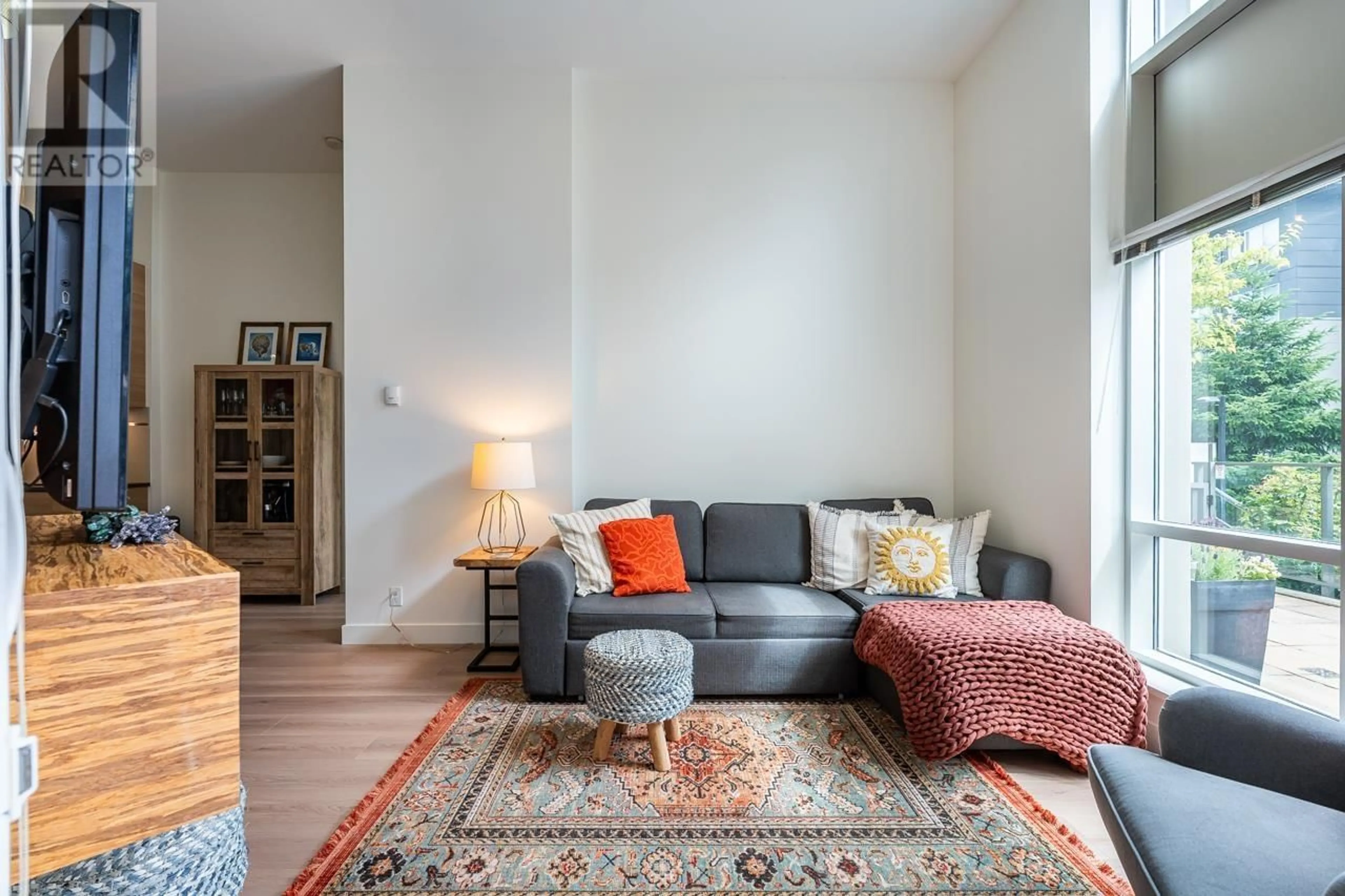 Living room with furniture, unknown for 6 - 9150 UNIVERSITY HIGH STREET, Burnaby British Columbia V5A0C5