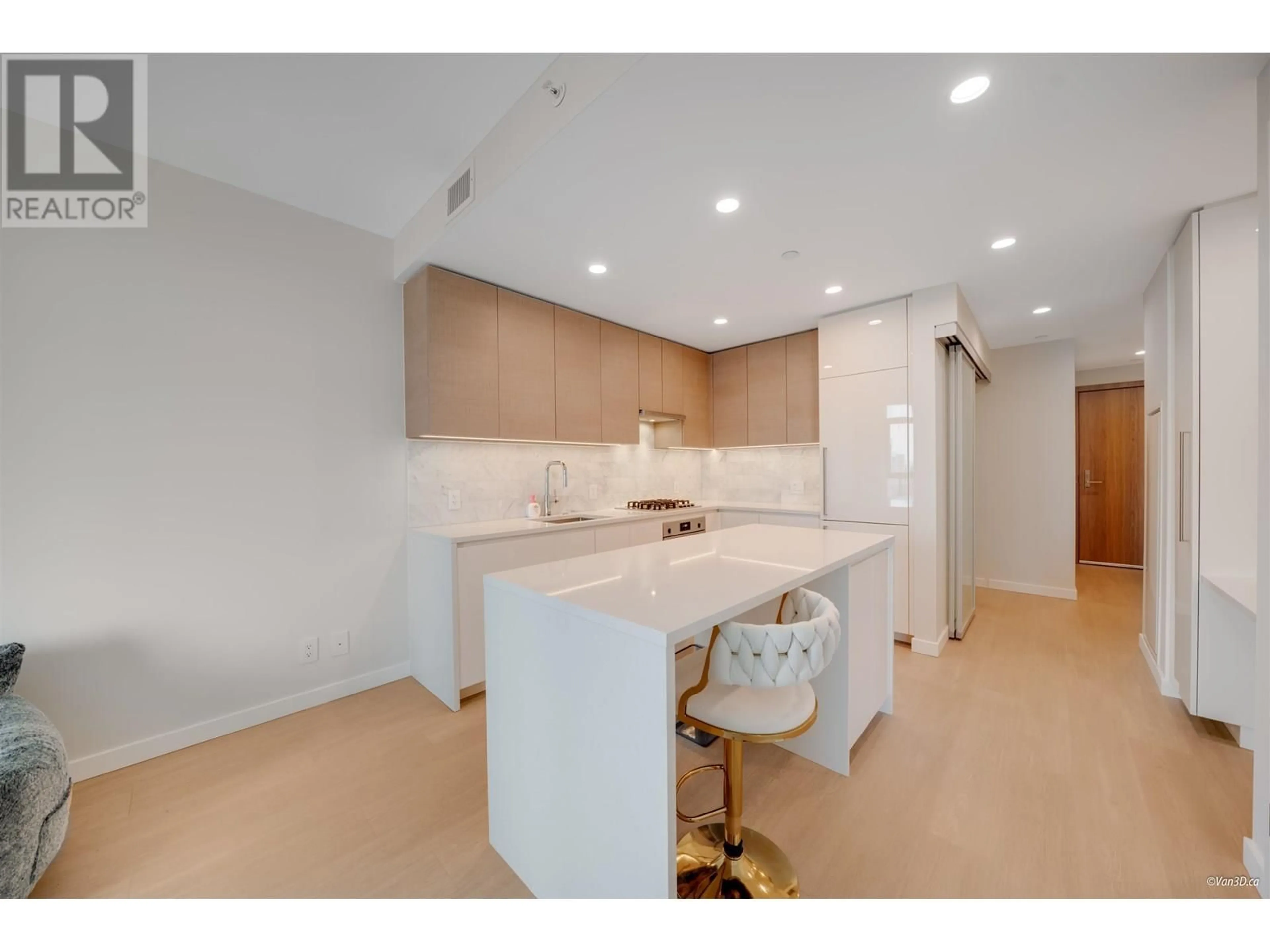 Open concept kitchen, unknown for 1709 - 2108 GILMORE AVENUE, Burnaby British Columbia V5C0N8
