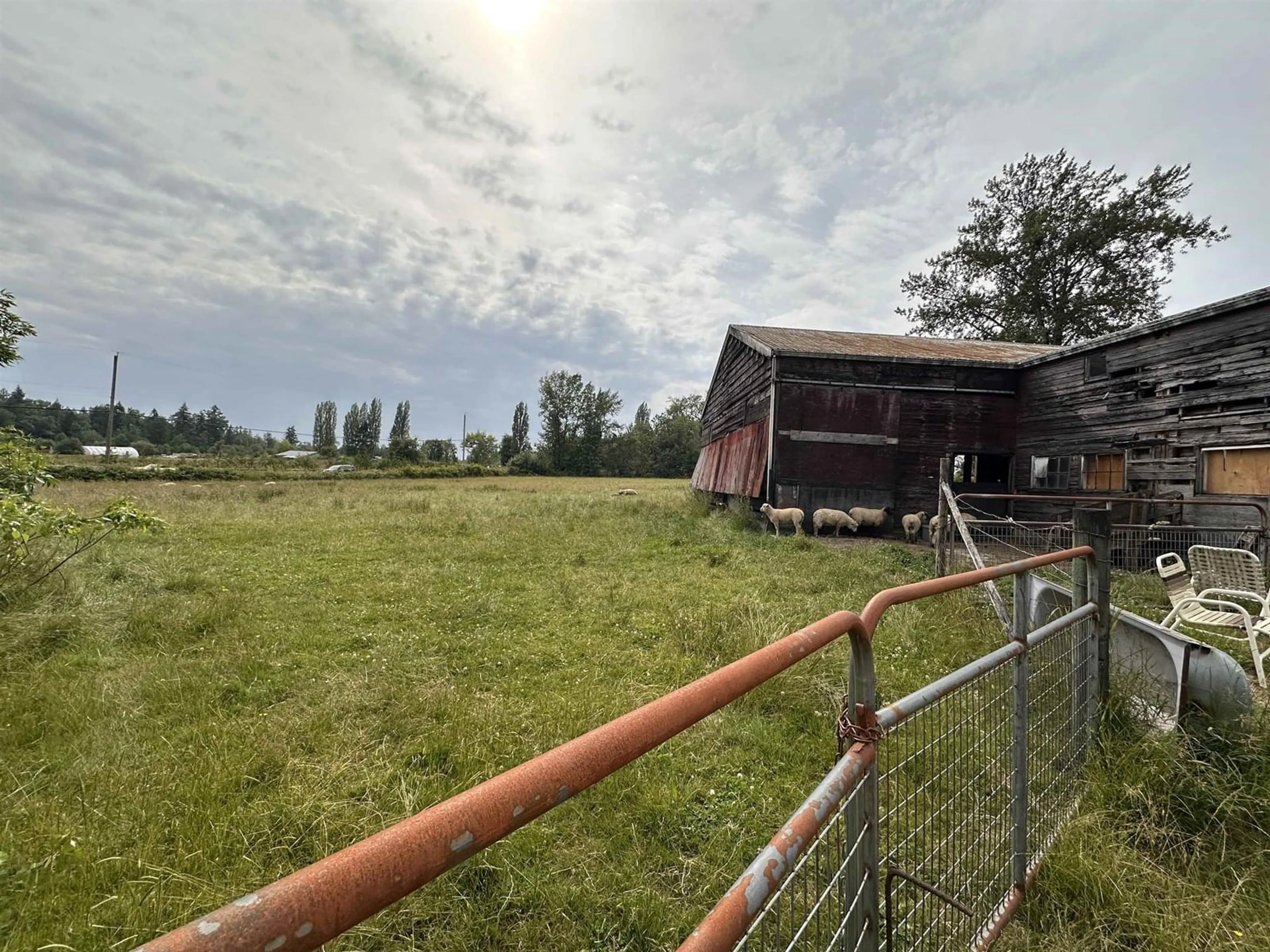 Shed for 22015 TELEGRAPH, Langley British Columbia V1M3S6