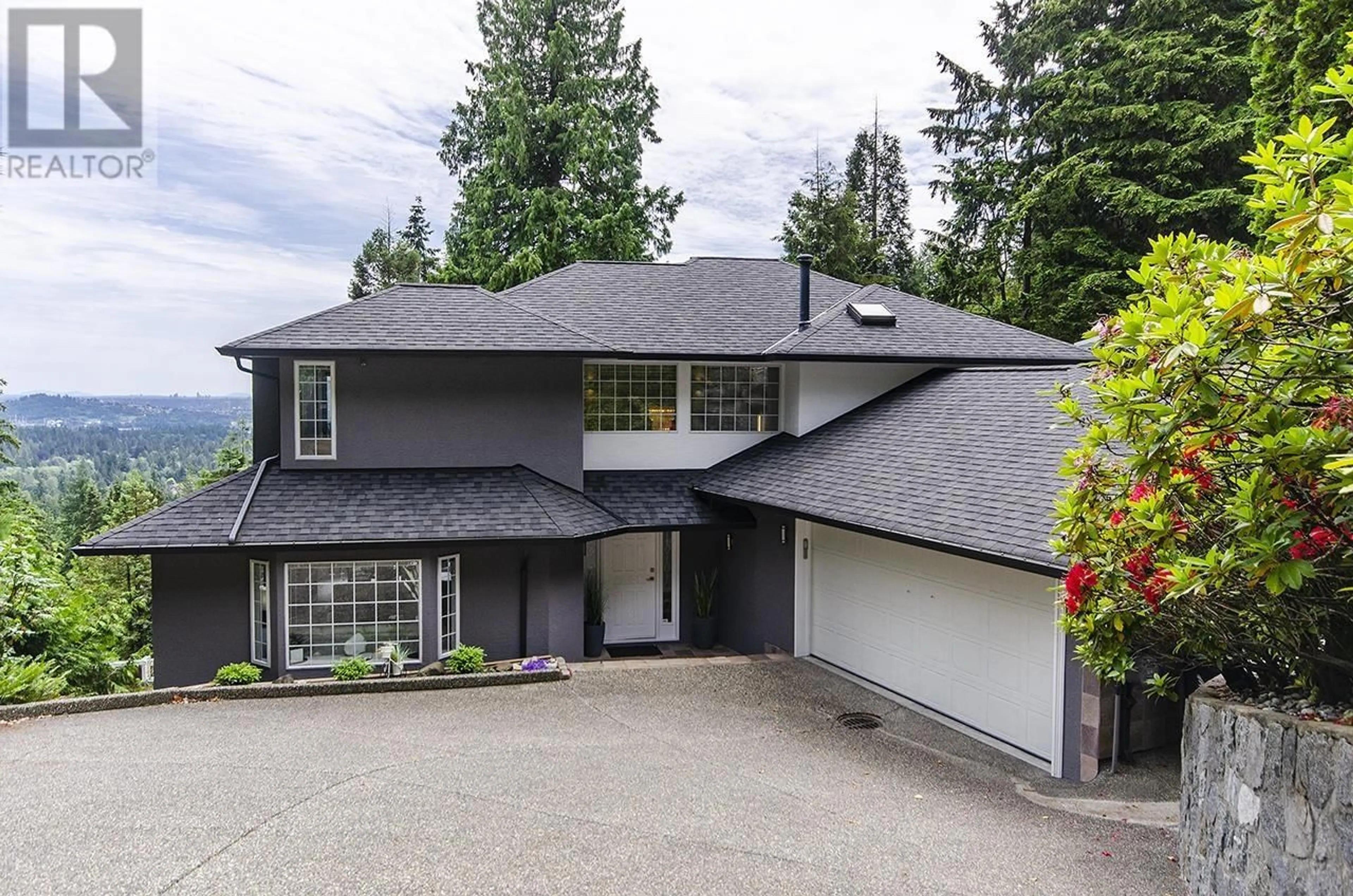 A pic from outside/outdoor area/front of a property/back of a property/a pic from drone, street for 1241 COLEMAN STREET, North Vancouver British Columbia V7K3C2