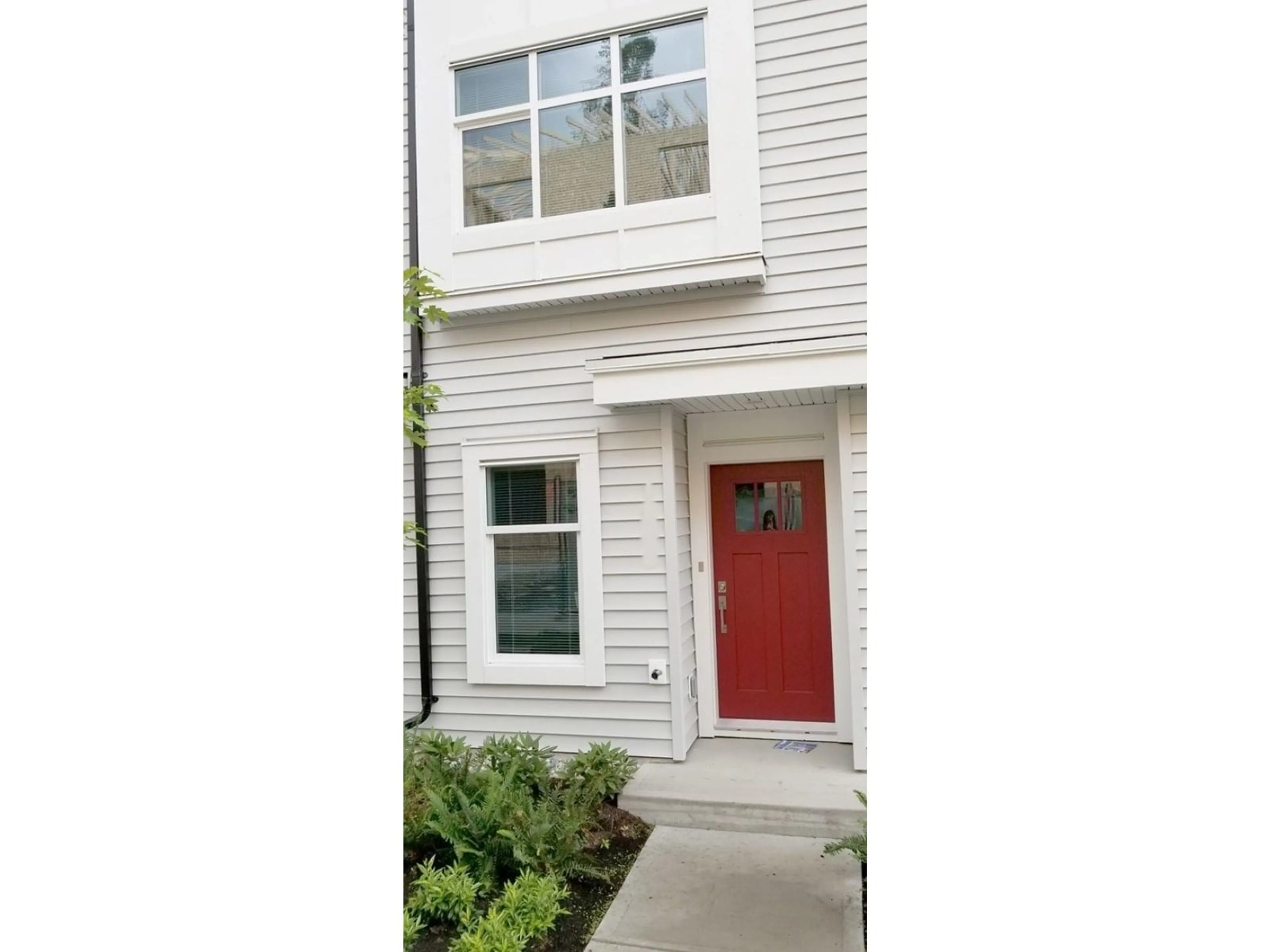 Unknown for 1002 - 18505 LAURENSEN, Surrey British Columbia V4N6R7