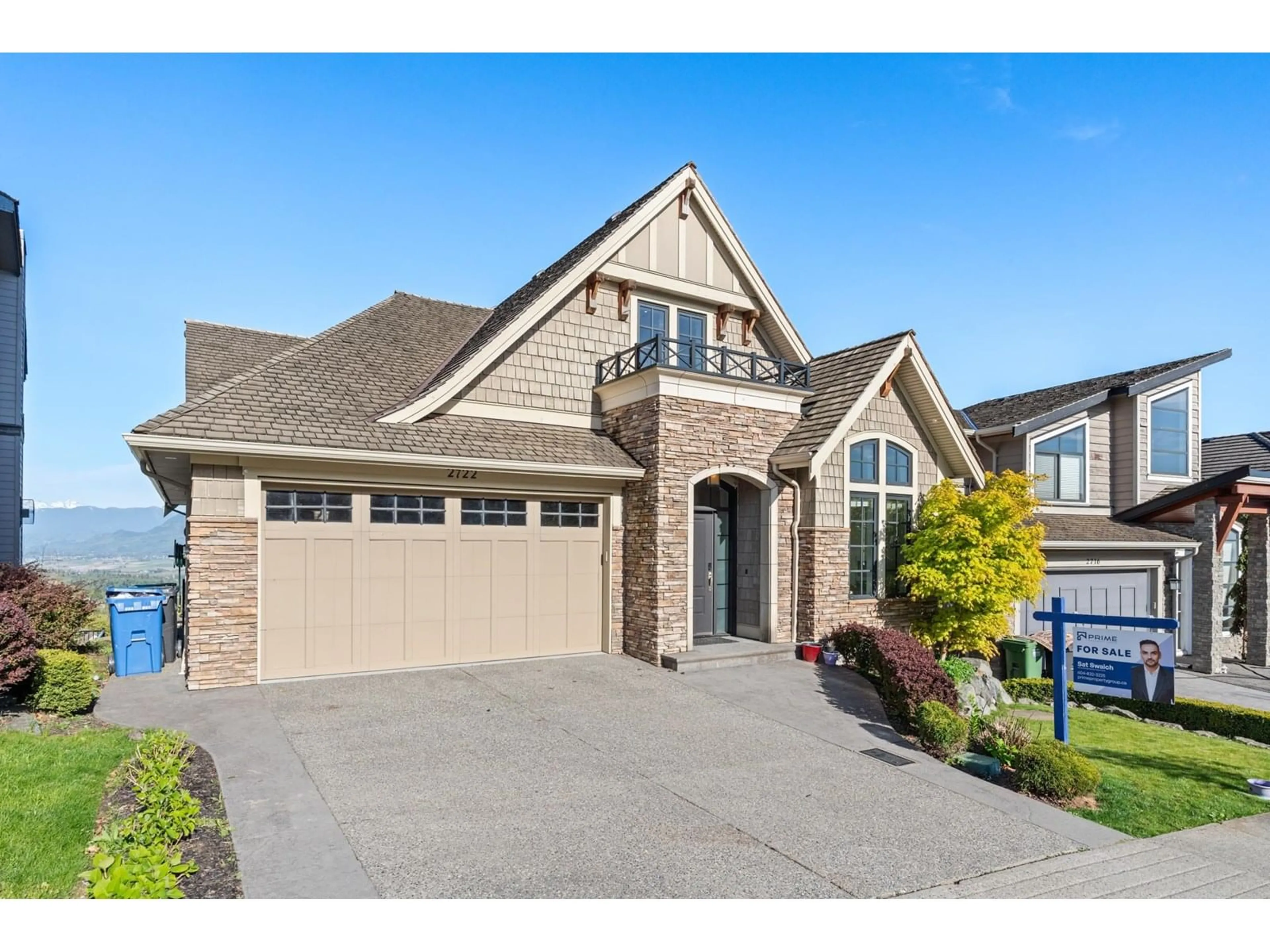 Home with brick exterior material, street for 2722 EAGLE MOUNTAIN, Abbotsford British Columbia V3G0C4