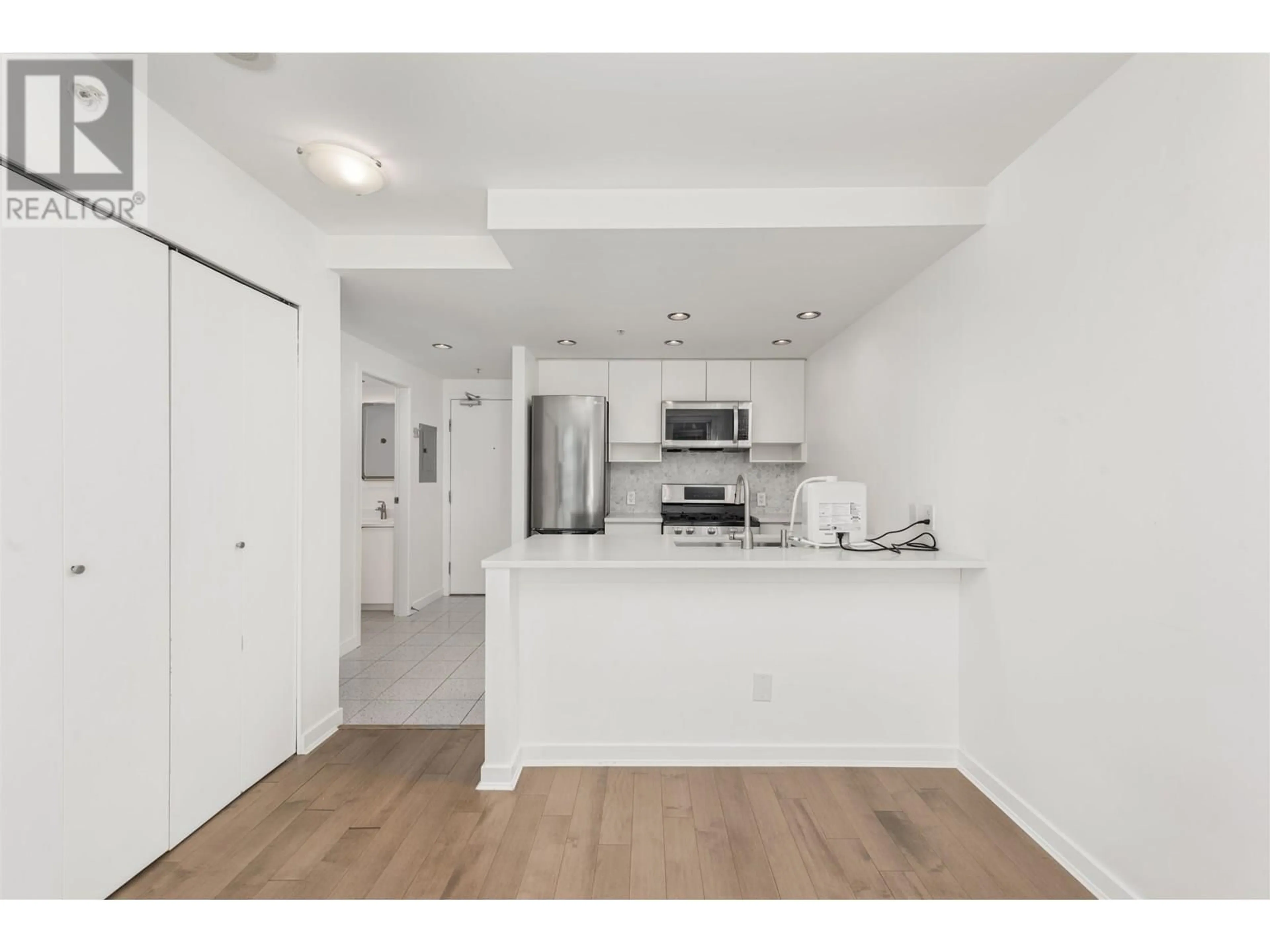 Open concept kitchen, unknown for 1603 - 939 EXPO BOULEVARD, Vancouver British Columbia V6Z3G7