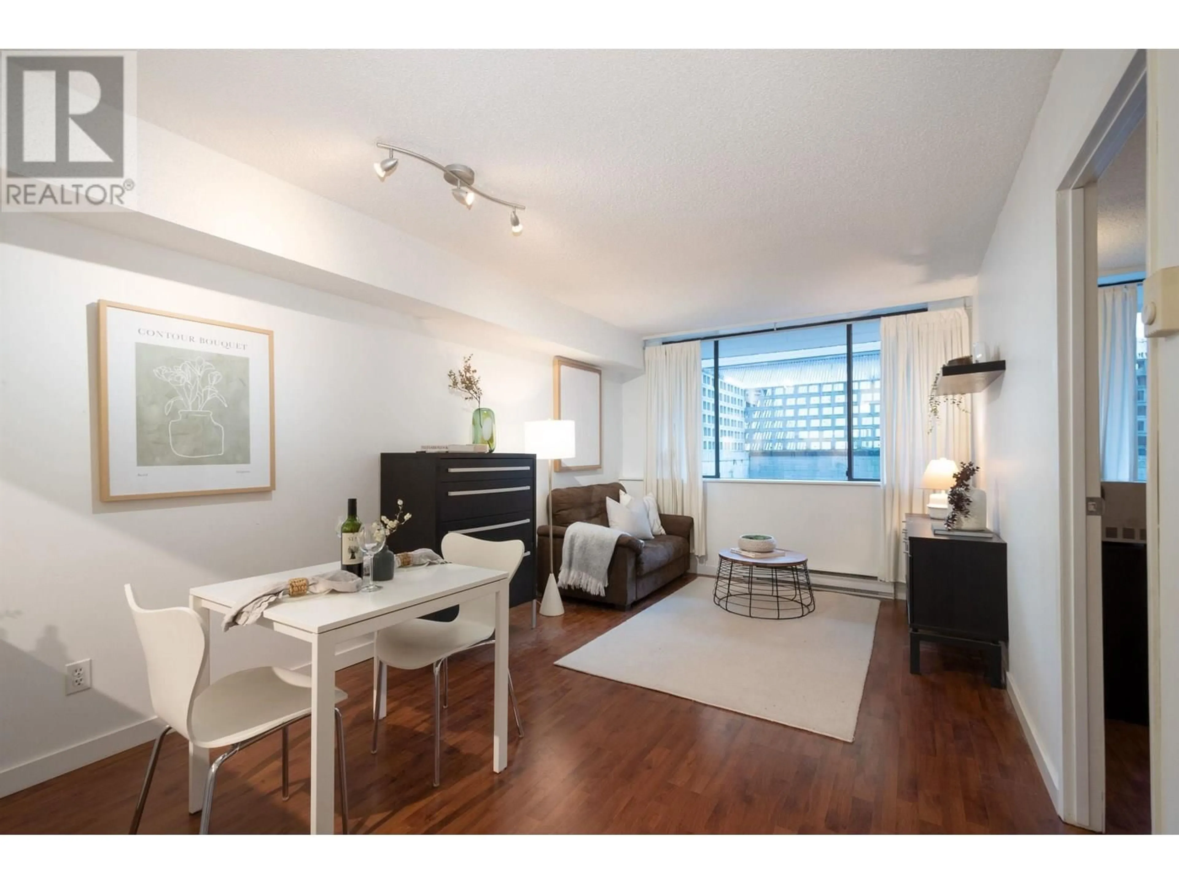 Living room with furniture, wood/laminate floor for 201 - 1270 ROBSON STREET, Vancouver British Columbia V6E3Z6