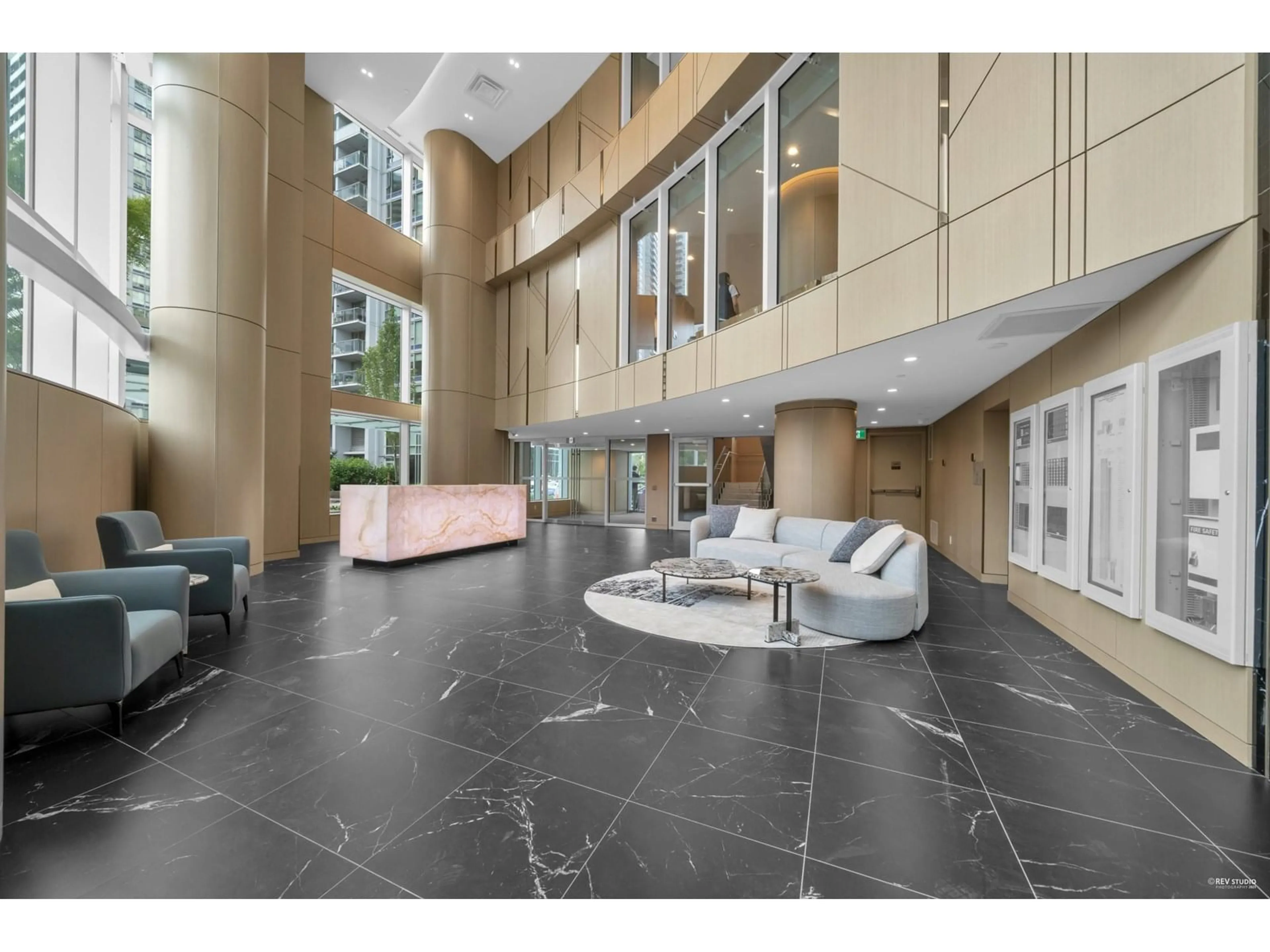 Lobby for 3504 - 13768 100, Surrey British Columbia V3T5X7