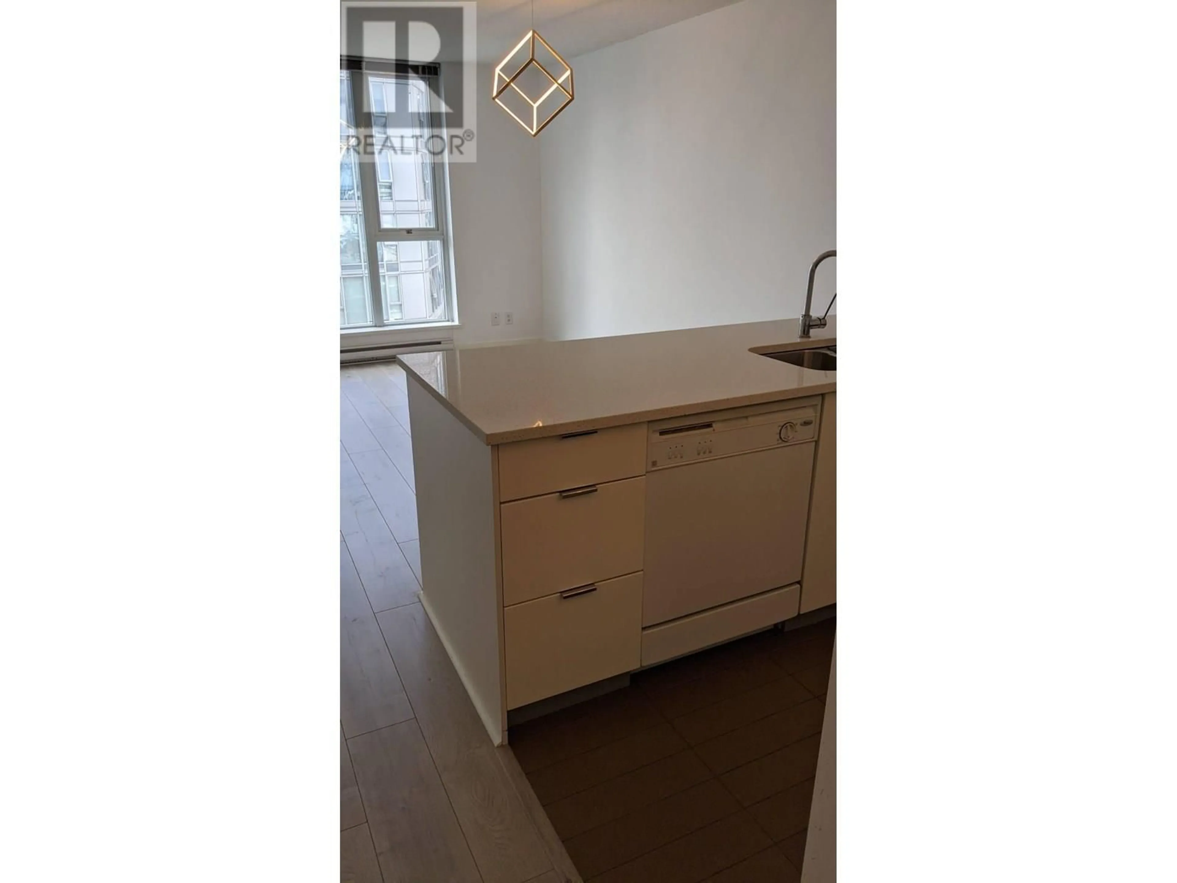 Standard kitchen, wood/laminate floor for 2201 - 233 ROBSON STREET, Vancouver British Columbia V6B0E8