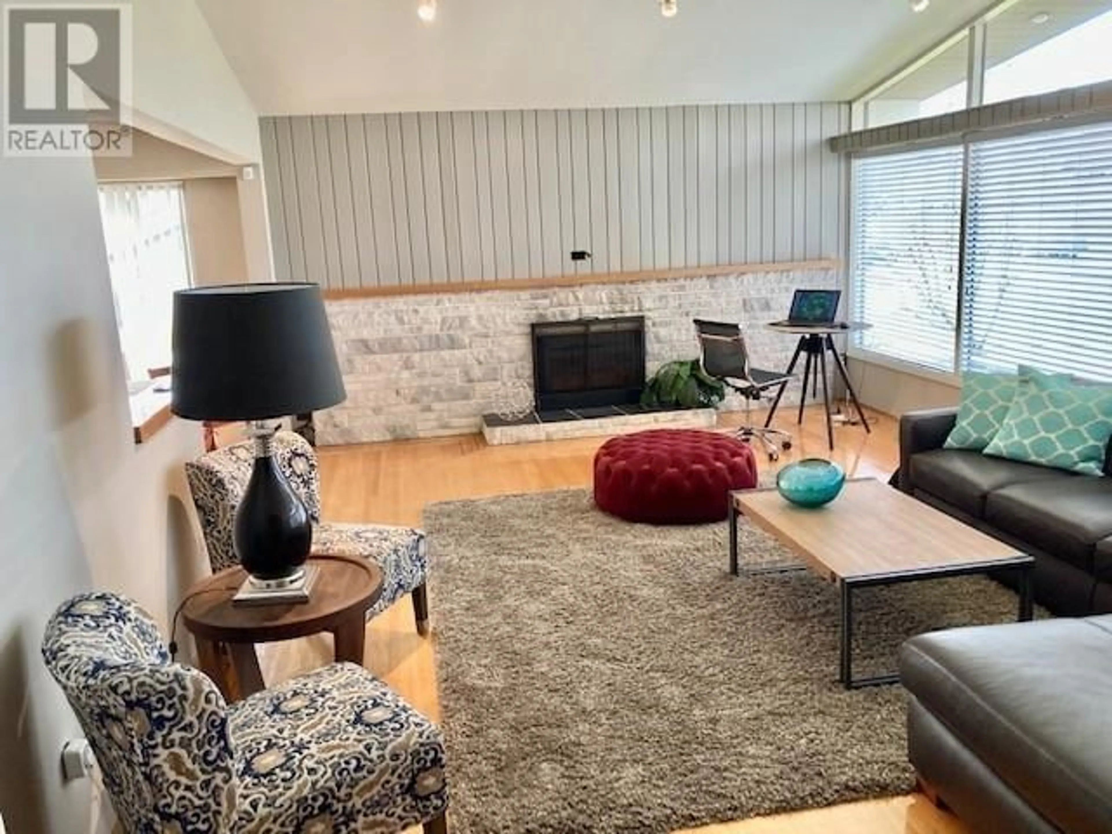 Living room with furniture, unknown for 708 48TH AVENUE, Vancouver British Columbia V5Z2R9