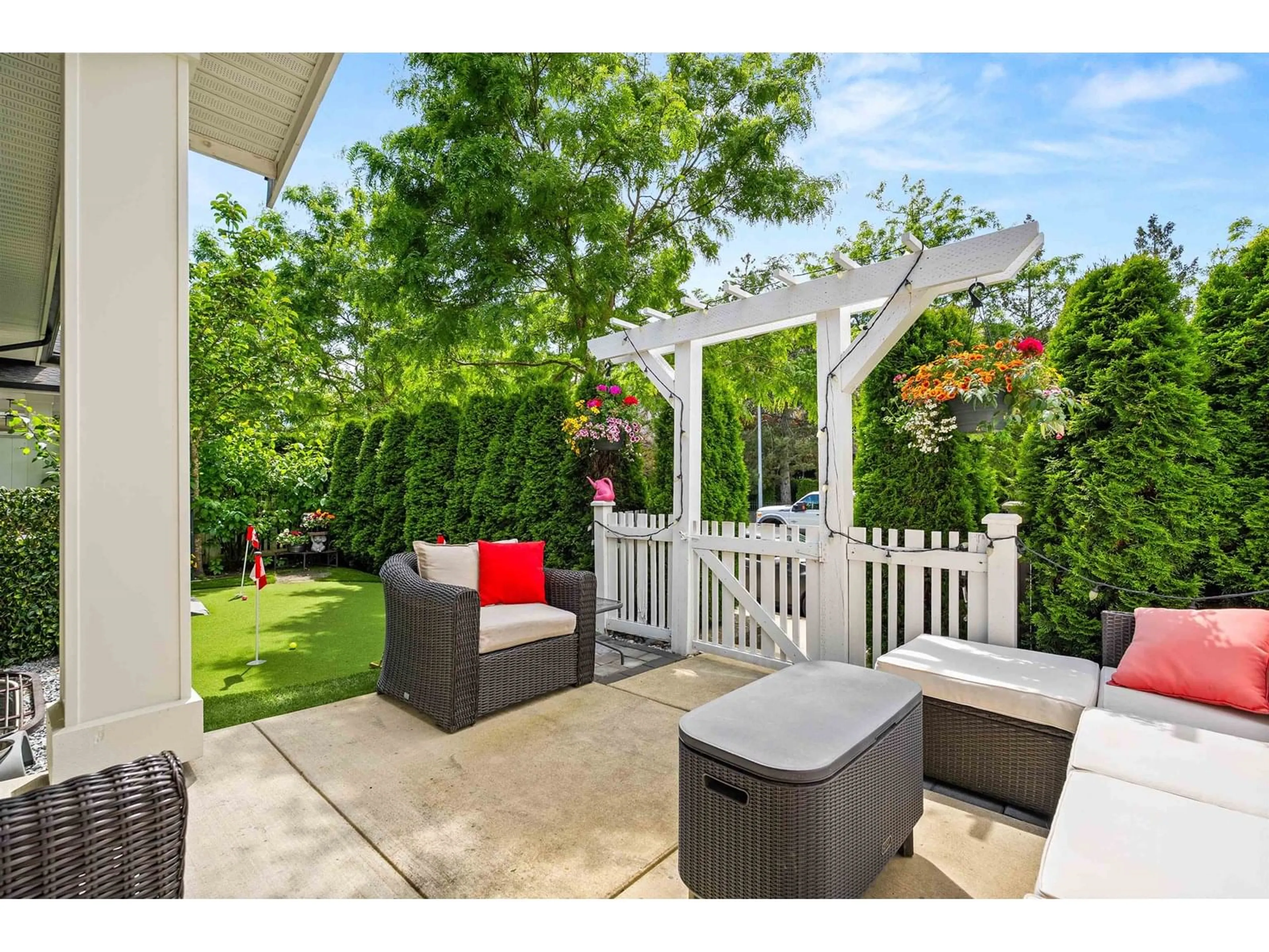 Patio, street for 44 - 22057 49, Langley British Columbia V3A0J4