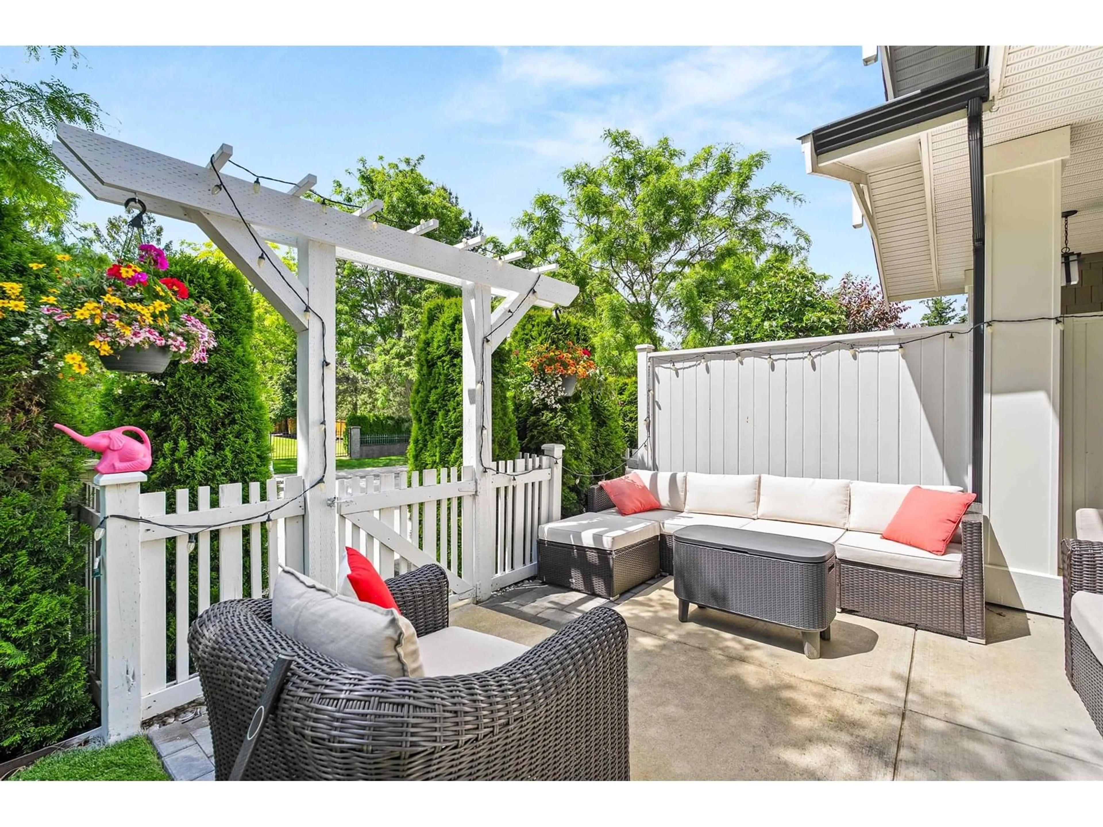 Patio, street for 44 - 22057 49, Langley British Columbia V3A0J4
