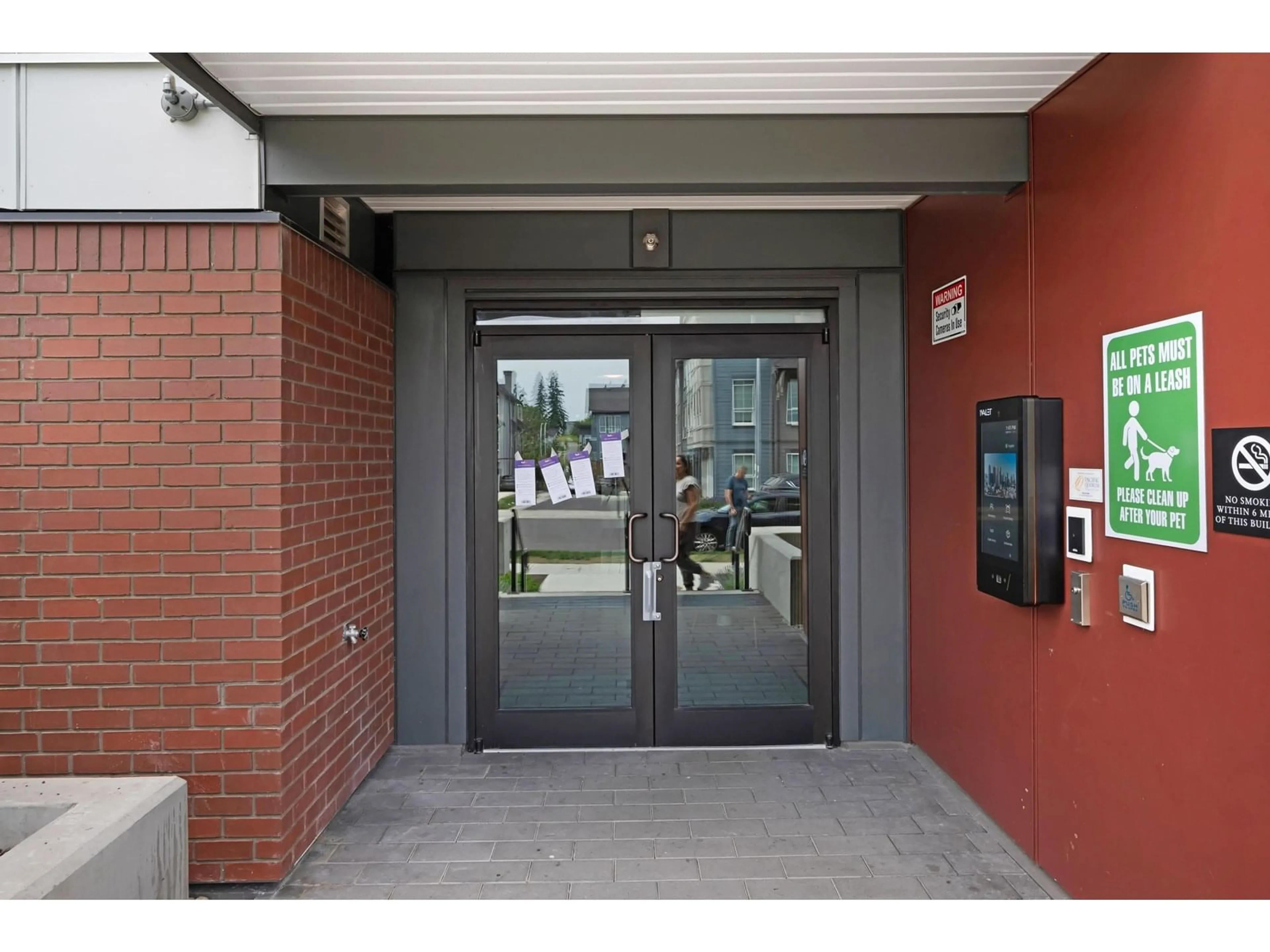 Indoor foyer for 601 - 8117 200A, Langley British Columbia V2Y3W9