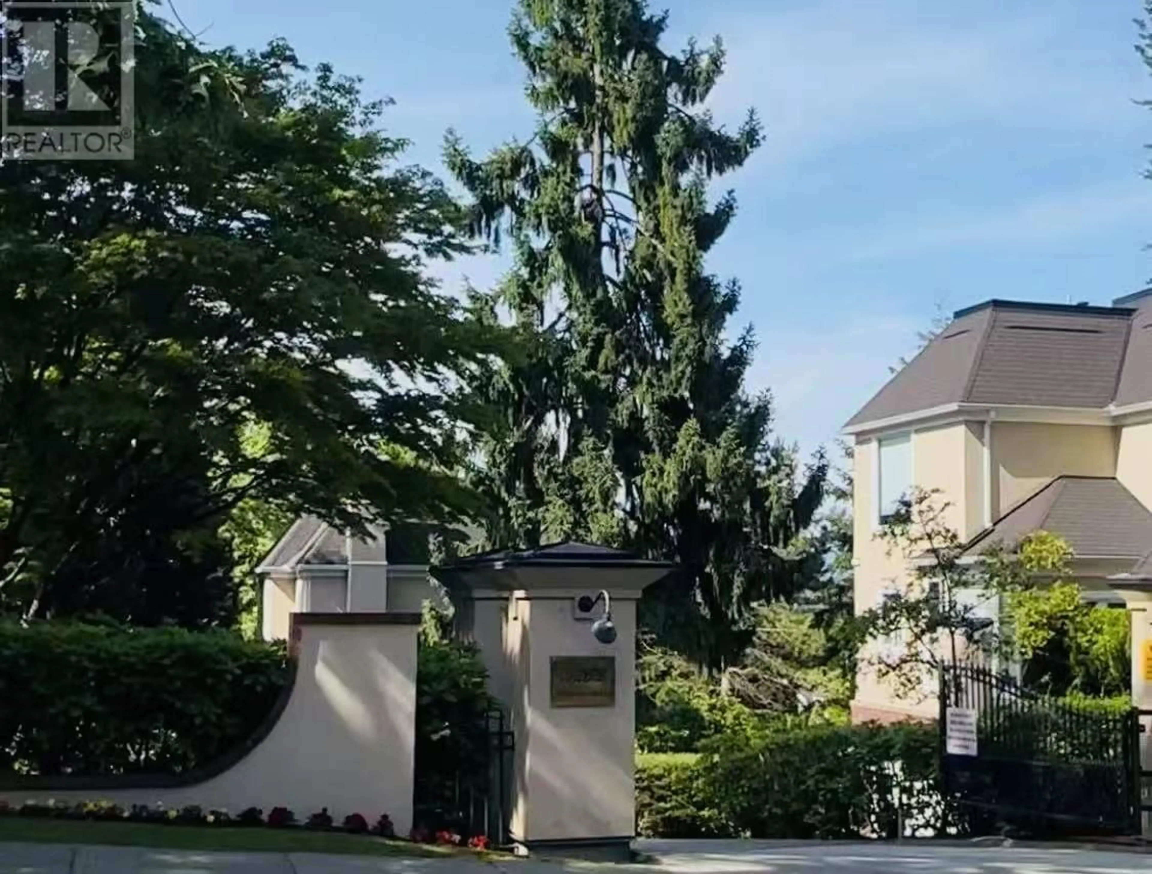 Unknown for 502 - 5262 OAKMOUNT CRESCENT, Burnaby British Columbia V5H4R7