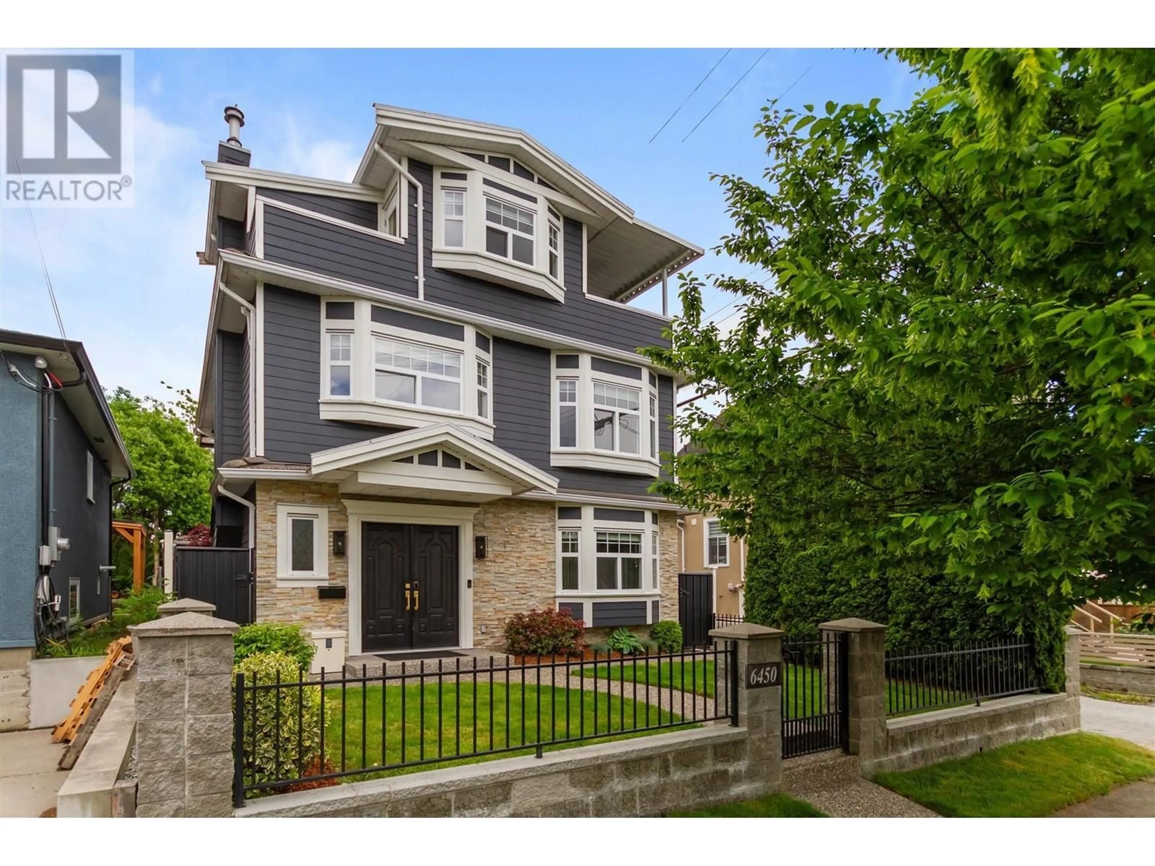 Home with vinyl exterior material, street for 6450 ST. GEORGE STREET, Vancouver British Columbia V5W2Y6