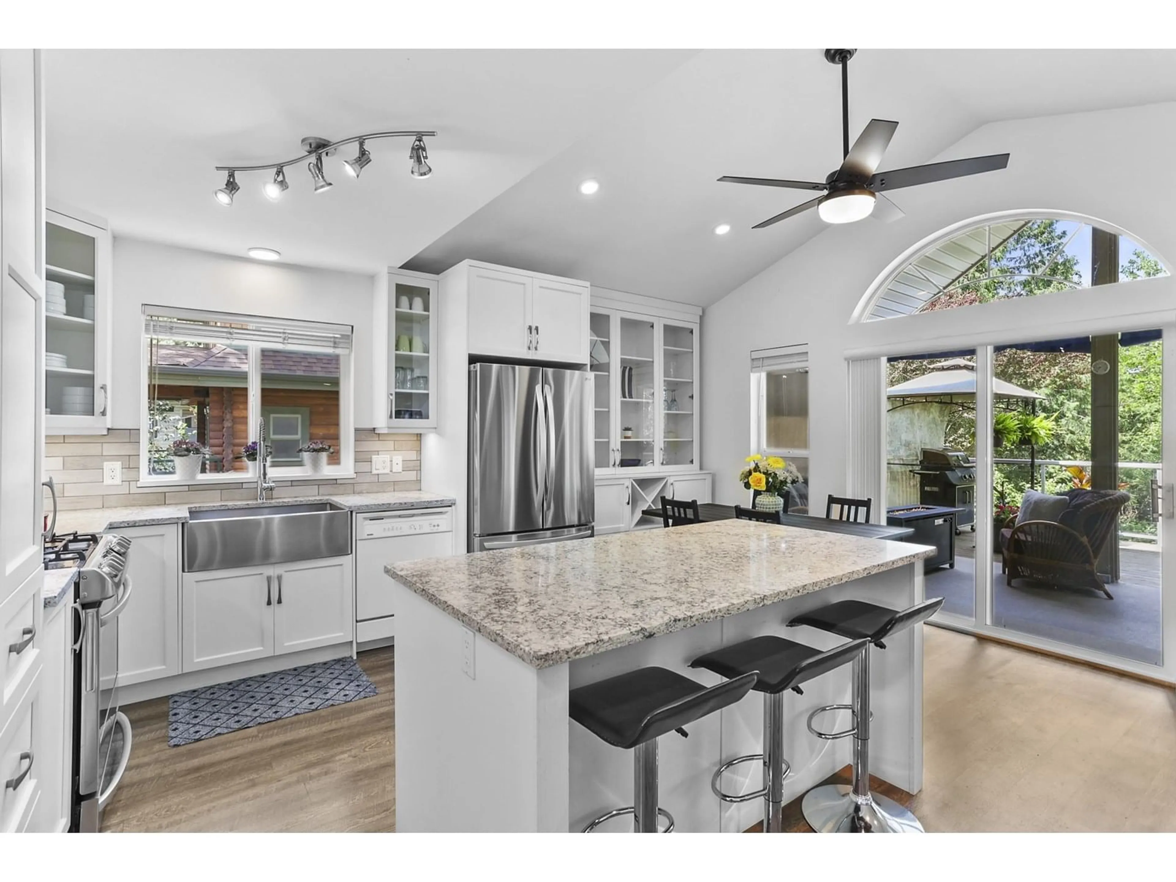 Open concept kitchen, ceramic/tile floor for 62 - 14600 MORRIS VALLEY, Mission British Columbia V0M1A1