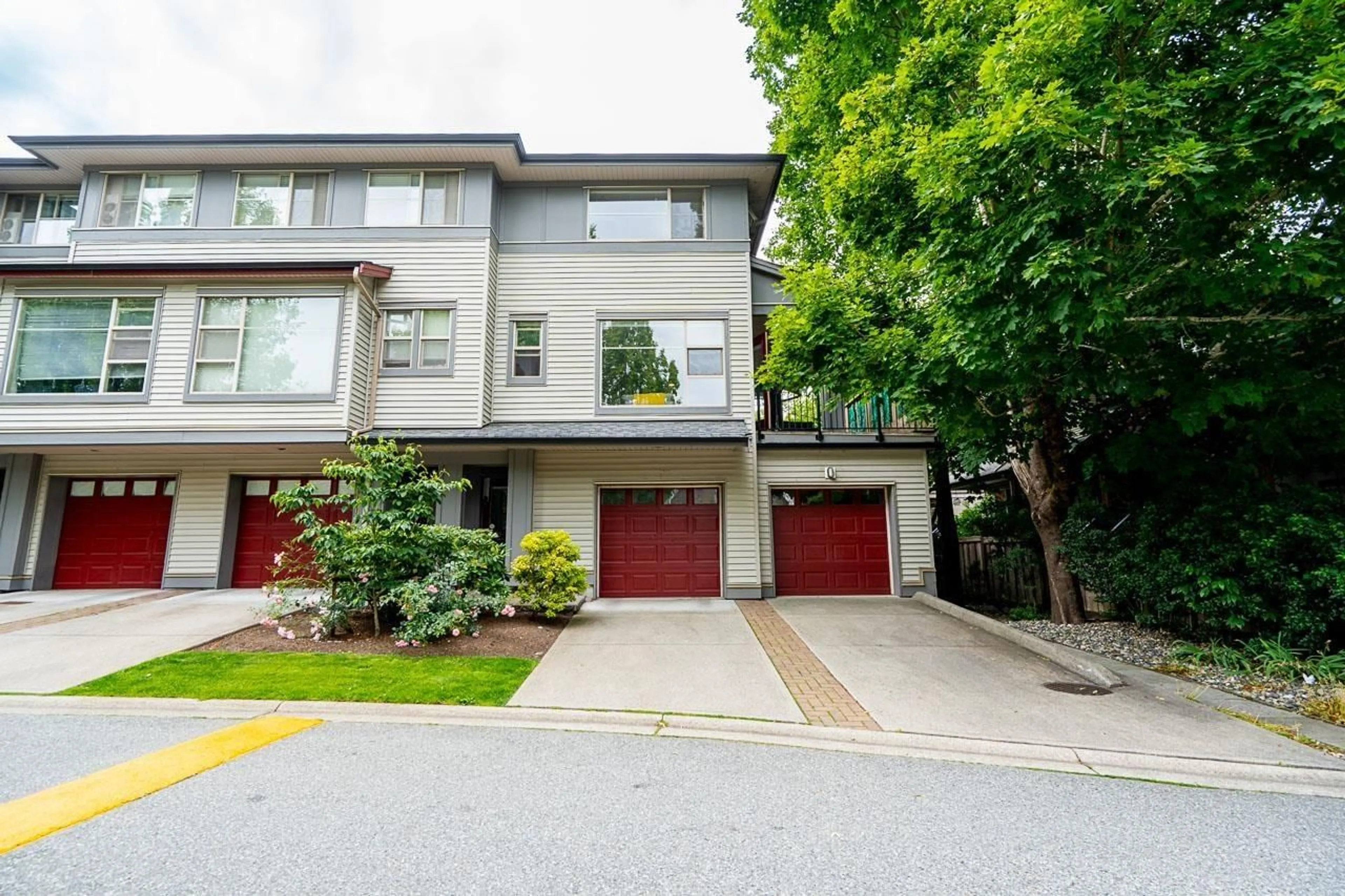 Unknown for 22 - 6033 168, Surrey British Columbia V3S3X7