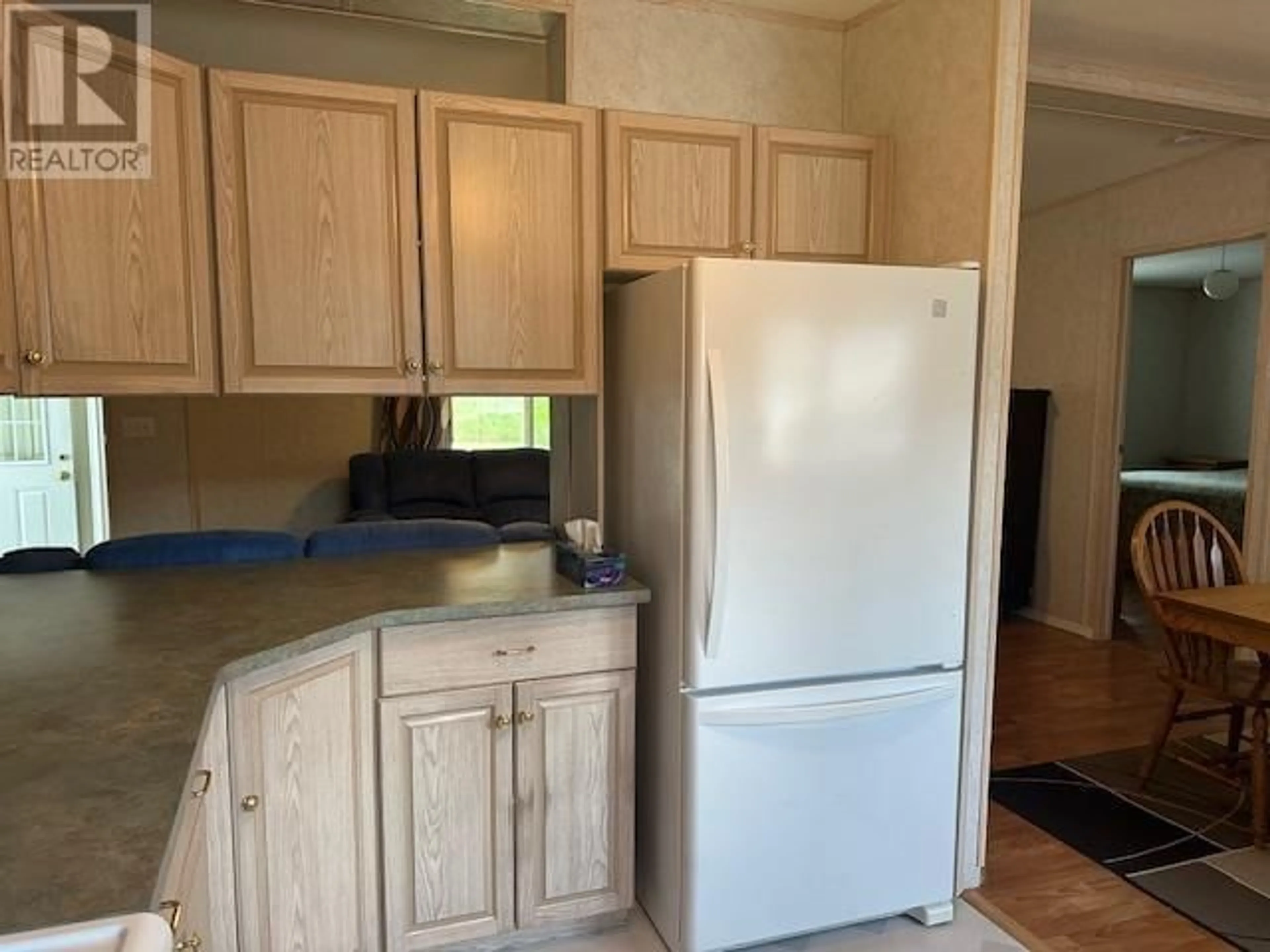 Standard kitchen, unknown for 42 - 1400 WESTERN AVENUE, Williams Lake British Columbia V2G4S6