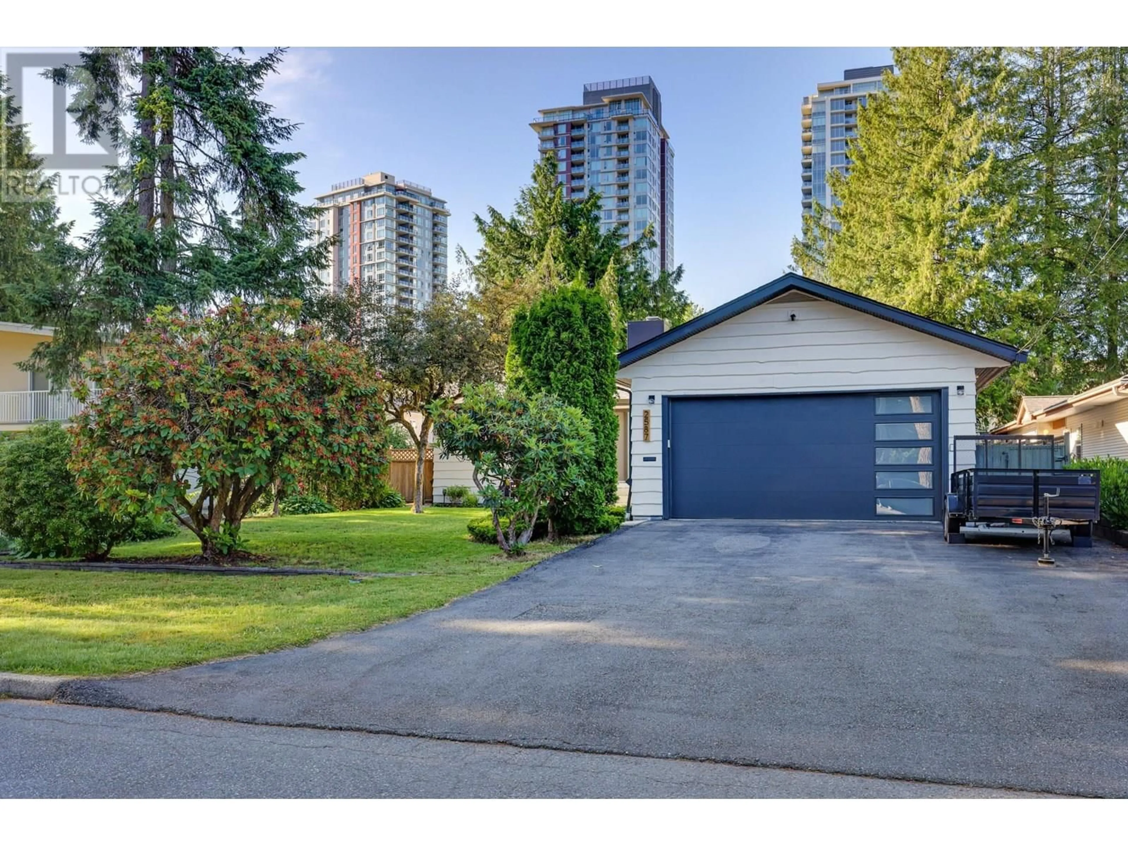 A pic from outside/outdoor area/front of a property/back of a property/a pic from drone, street for 2587 LARKIN AVENUE, Port Coquitlam British Columbia V3B2H8