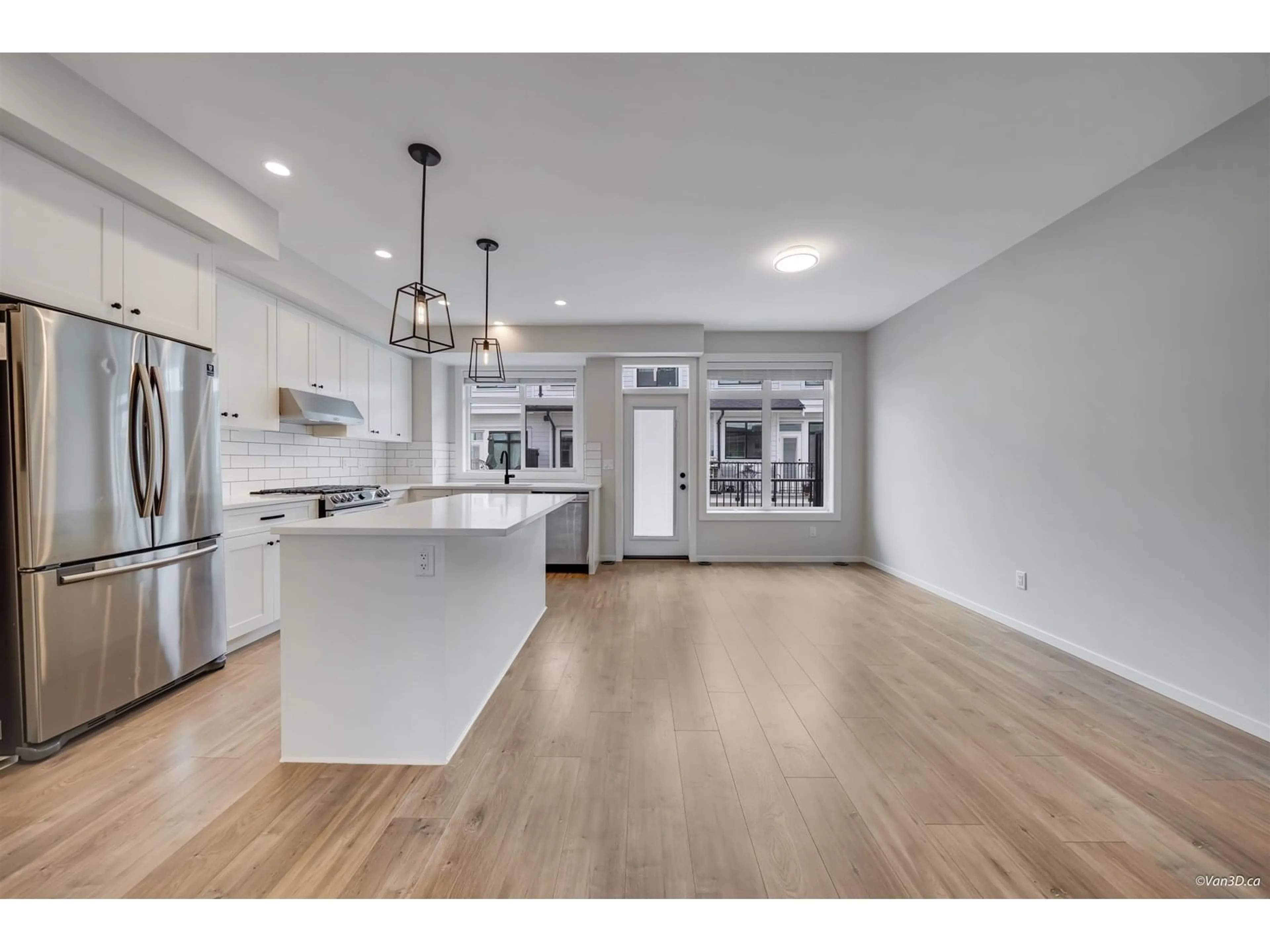 Open concept kitchen, unknown for 10 - 17557 100, Surrey British Columbia V4N6V5