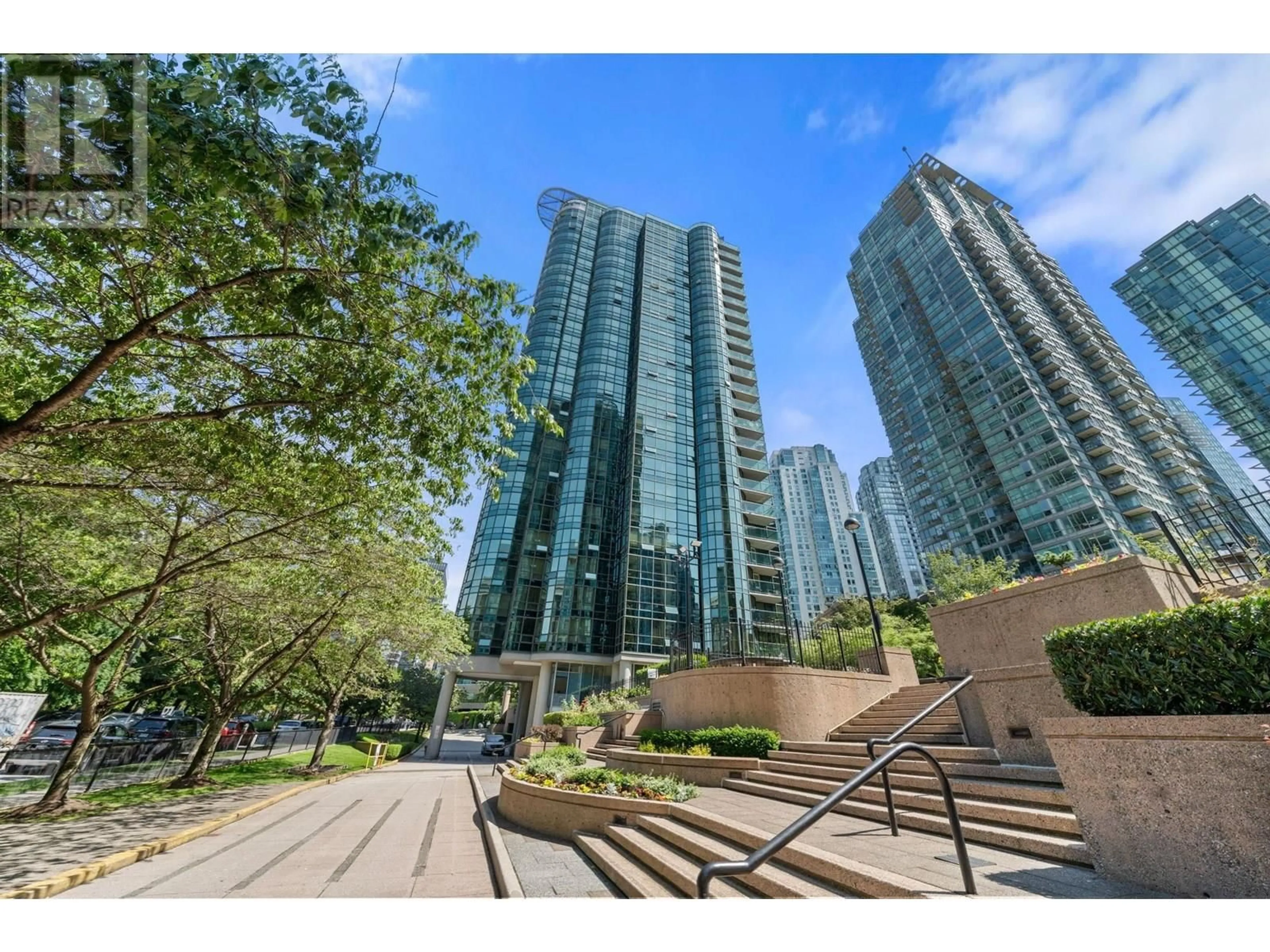 Patio, street for 604 - 555 JERVIS STREET, Vancouver British Columbia V6E4N1