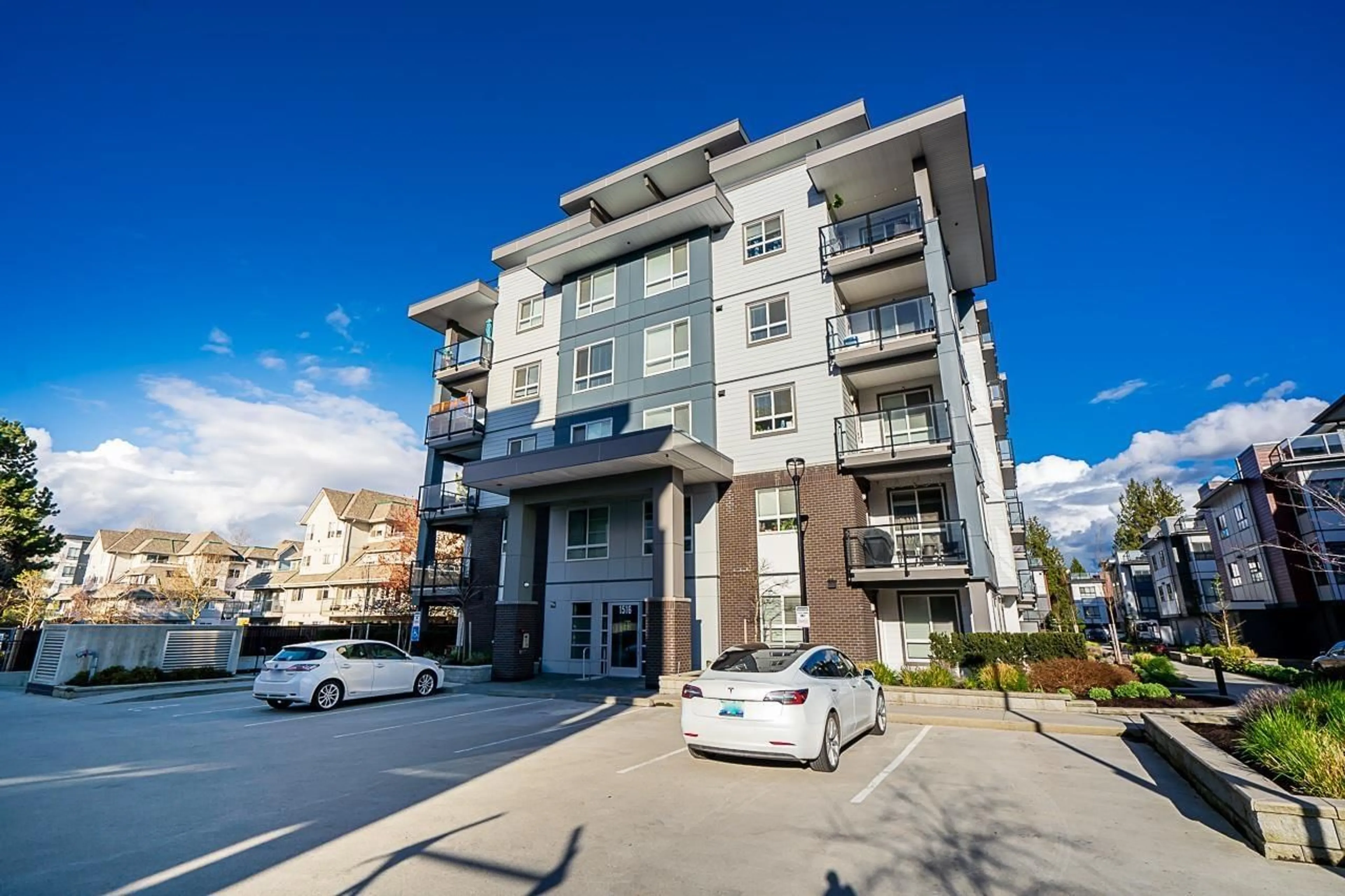 Unknown for 111 - 1516 MCCALLUM, Abbotsford British Columbia V2S0L9