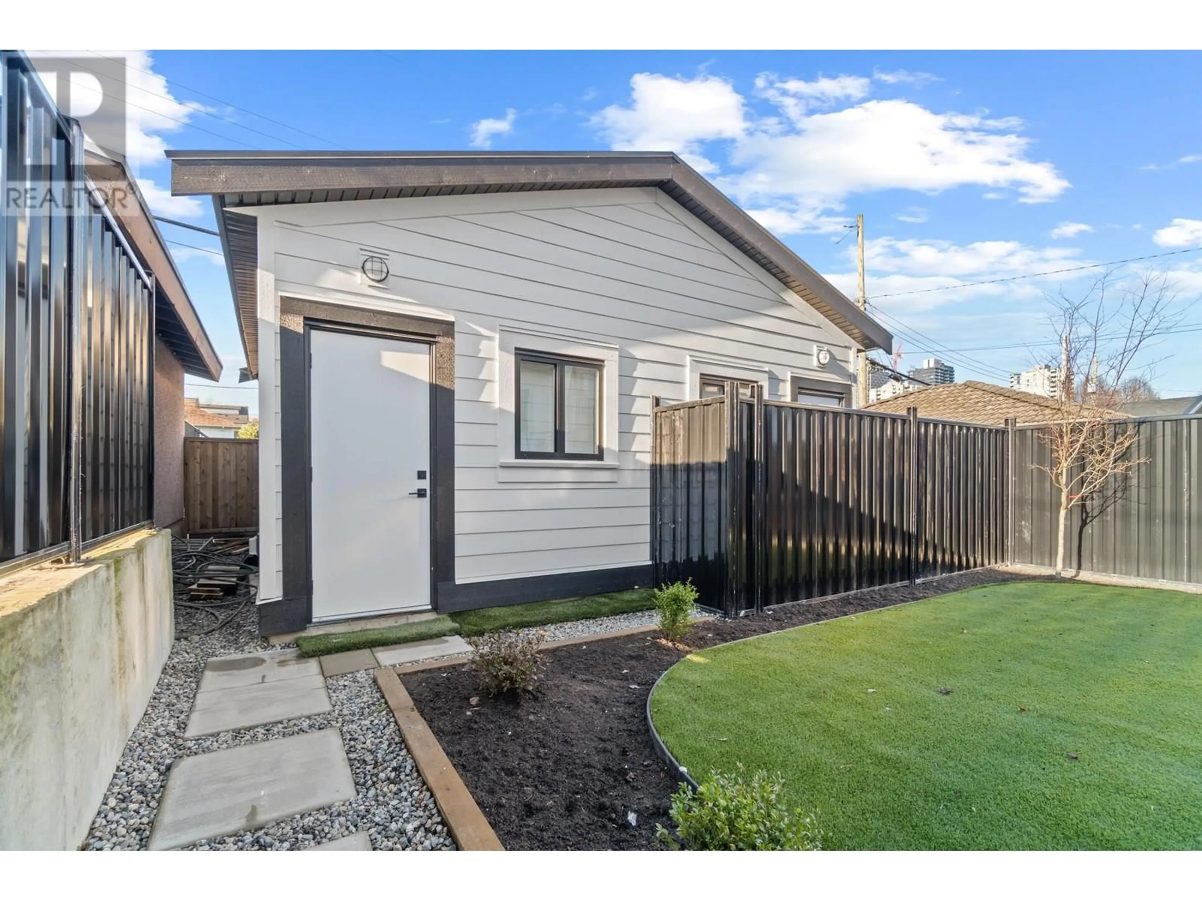 Shed for 5577 STAMFORD STREET, Vancouver British Columbia V5R4K6