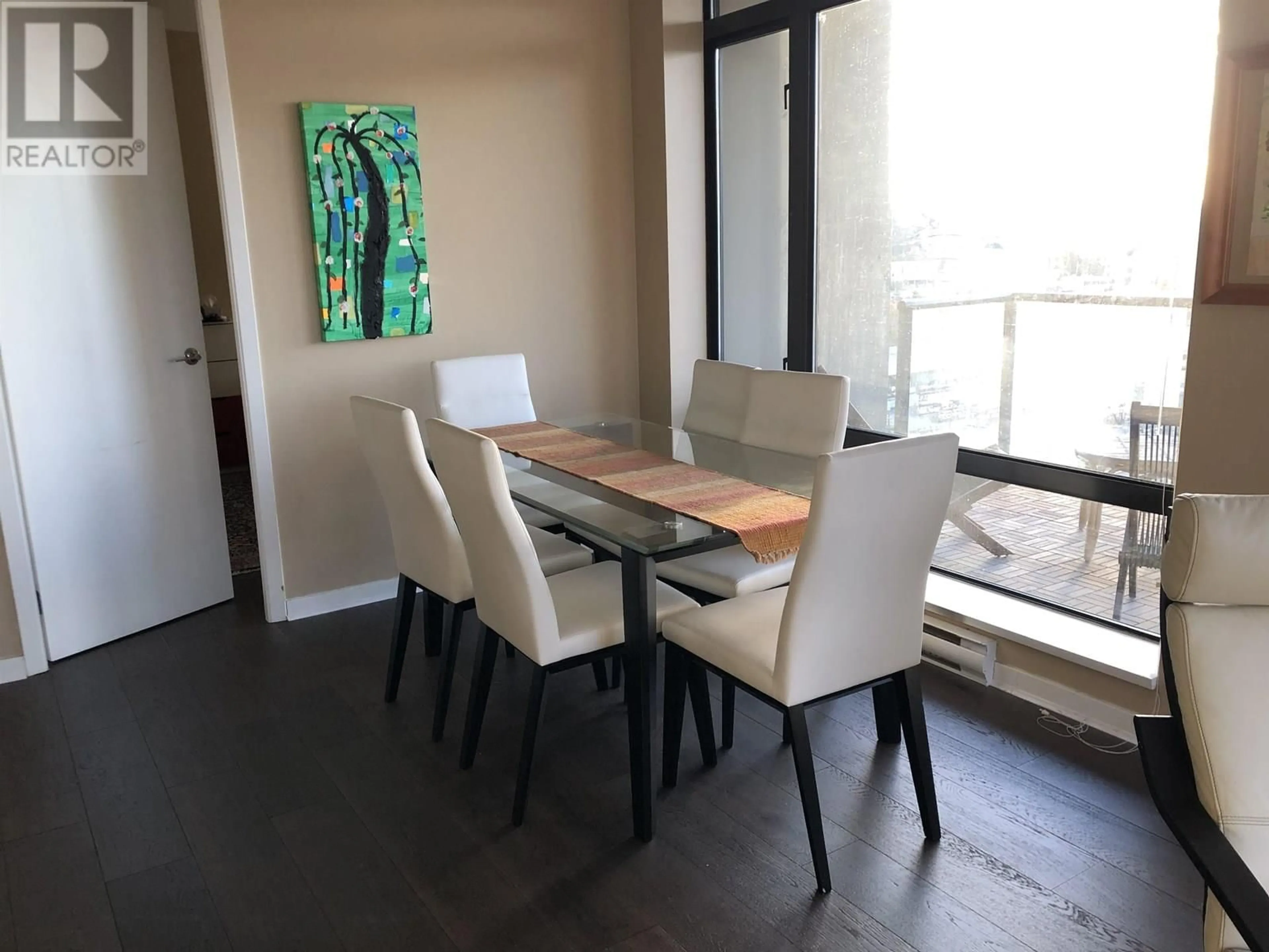 Dining room, wood/laminate floor for 1604 - 2355 MADISON AVENUE, Burnaby British Columbia V5C0B3