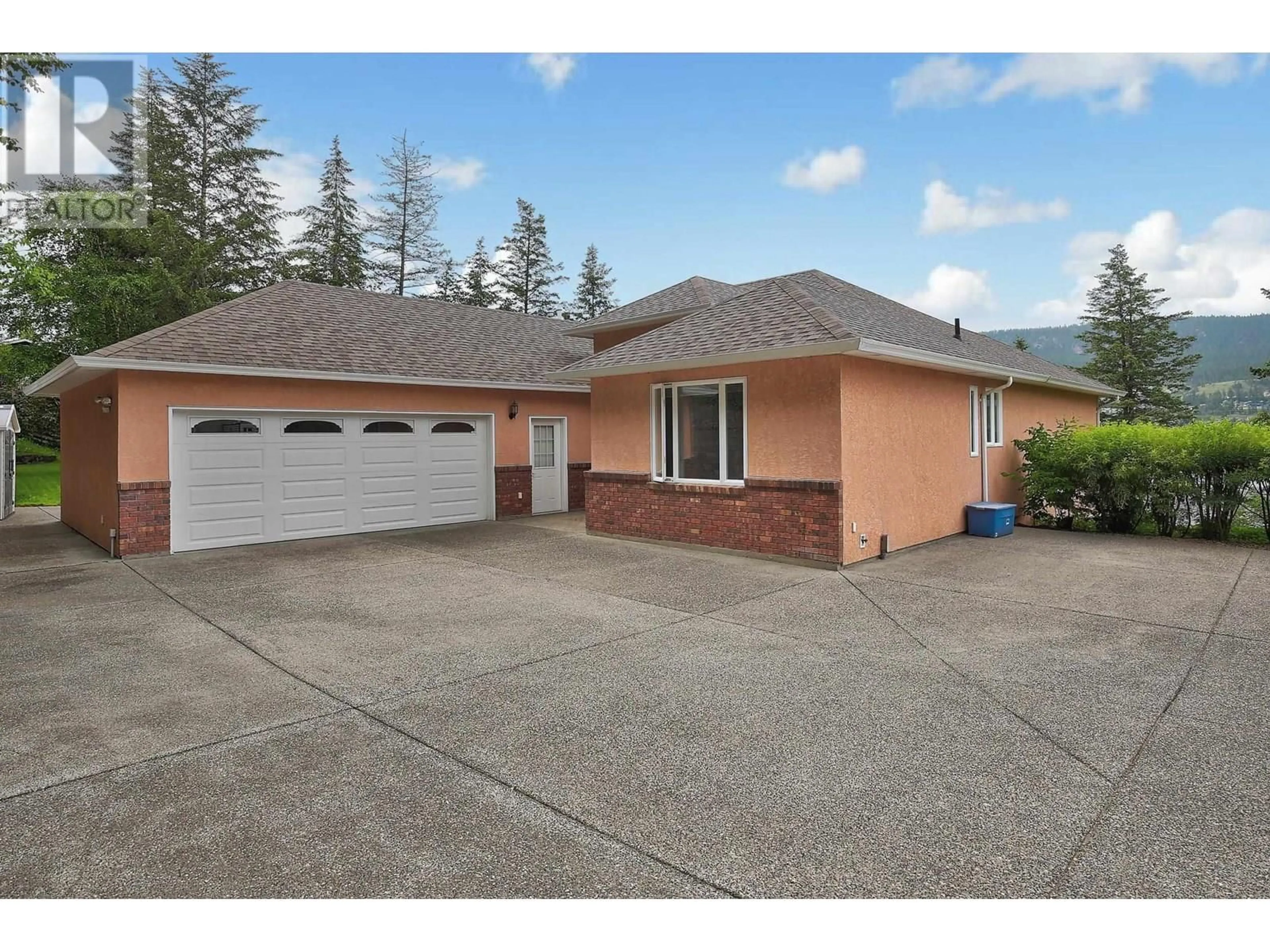Unknown for 1802 SOUTH LAKESIDE DRIVE, Williams Lake British Columbia V2G5G1