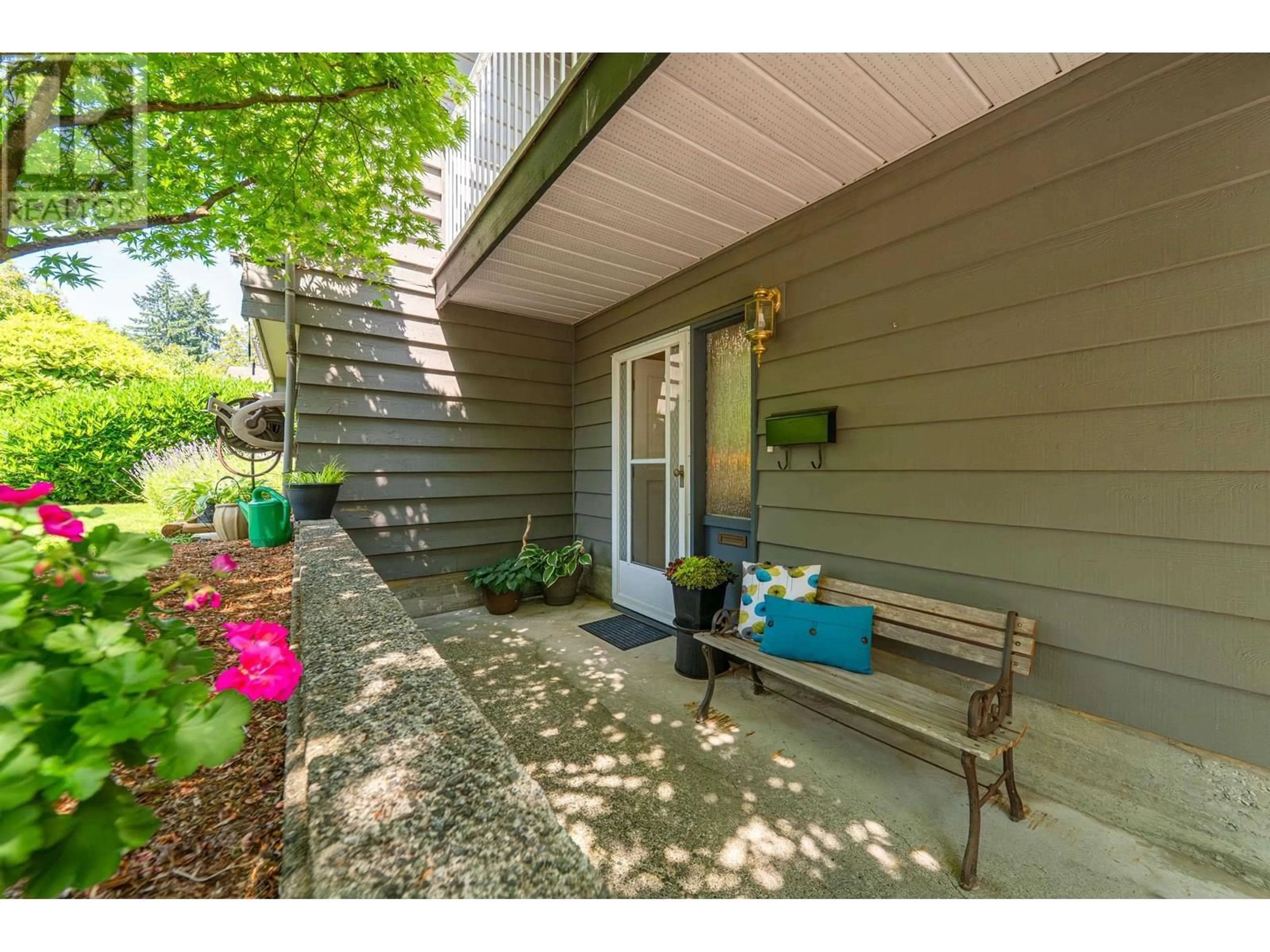 Indoor entryway for 3138 TERRA COURT, Port Coquitlam British Columbia V3B3H3