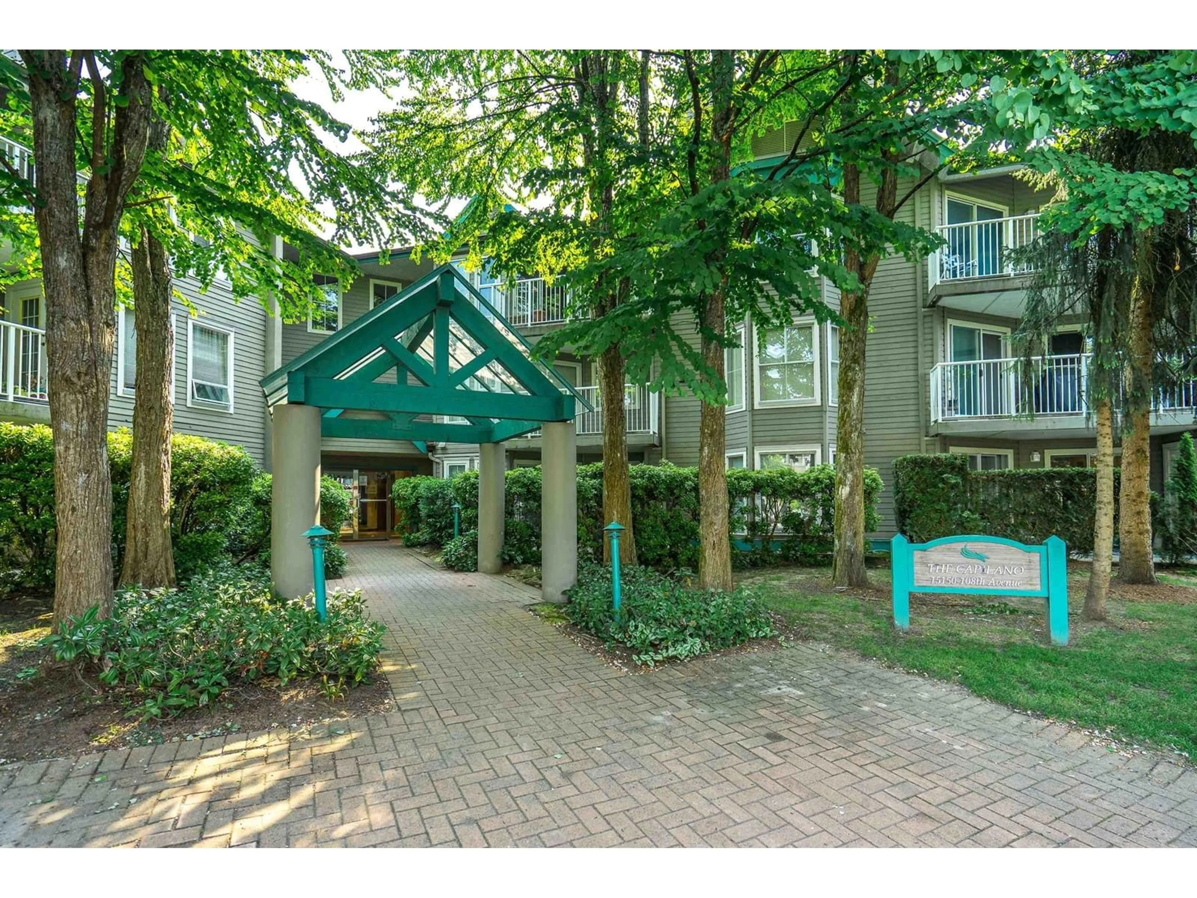 Indoor foyer for 114 - 15150 108, Surrey British Columbia V3R0V1