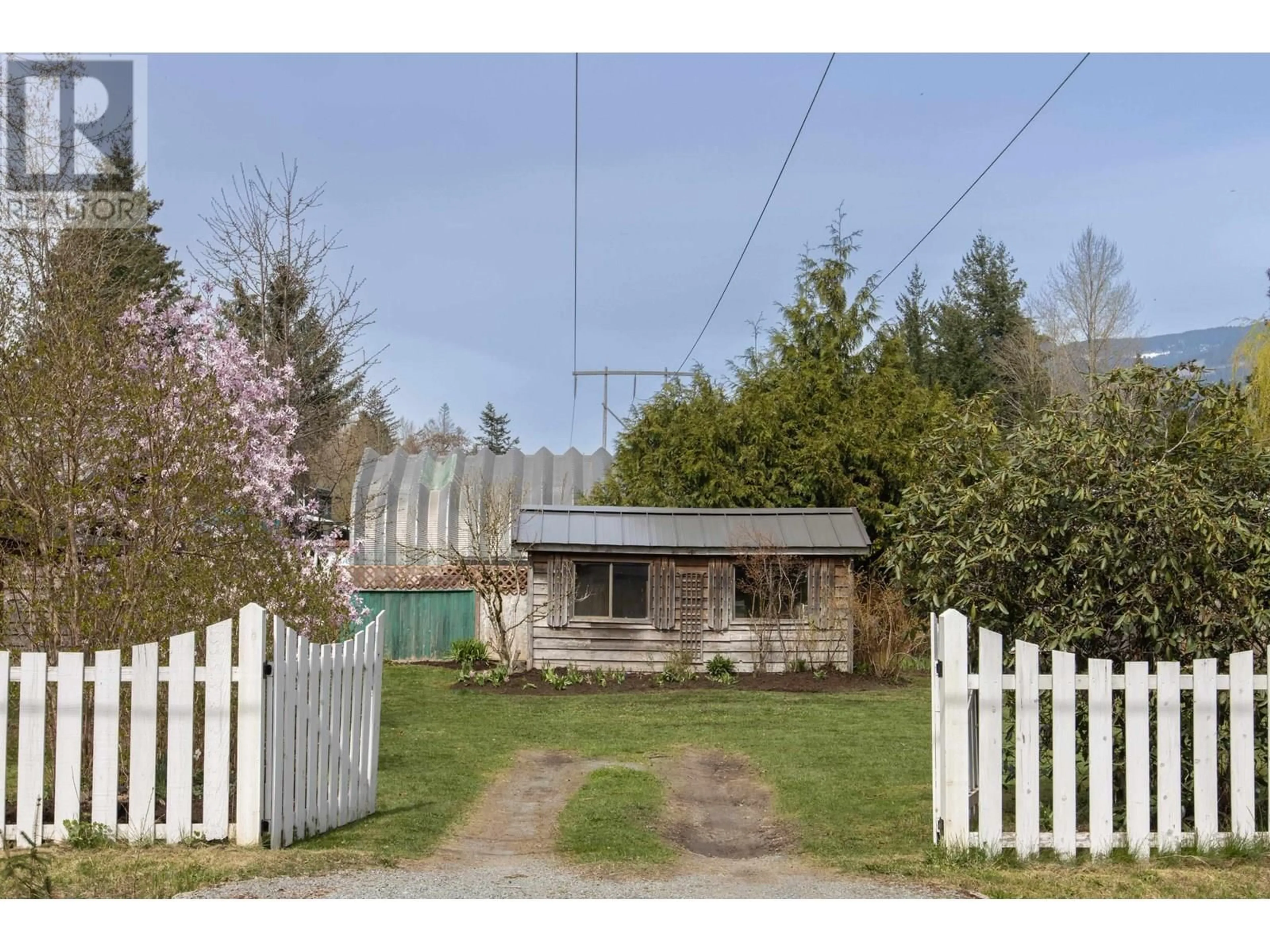 Shed for 1155 JUDD ROAD, Squamish British Columbia V0N1H0