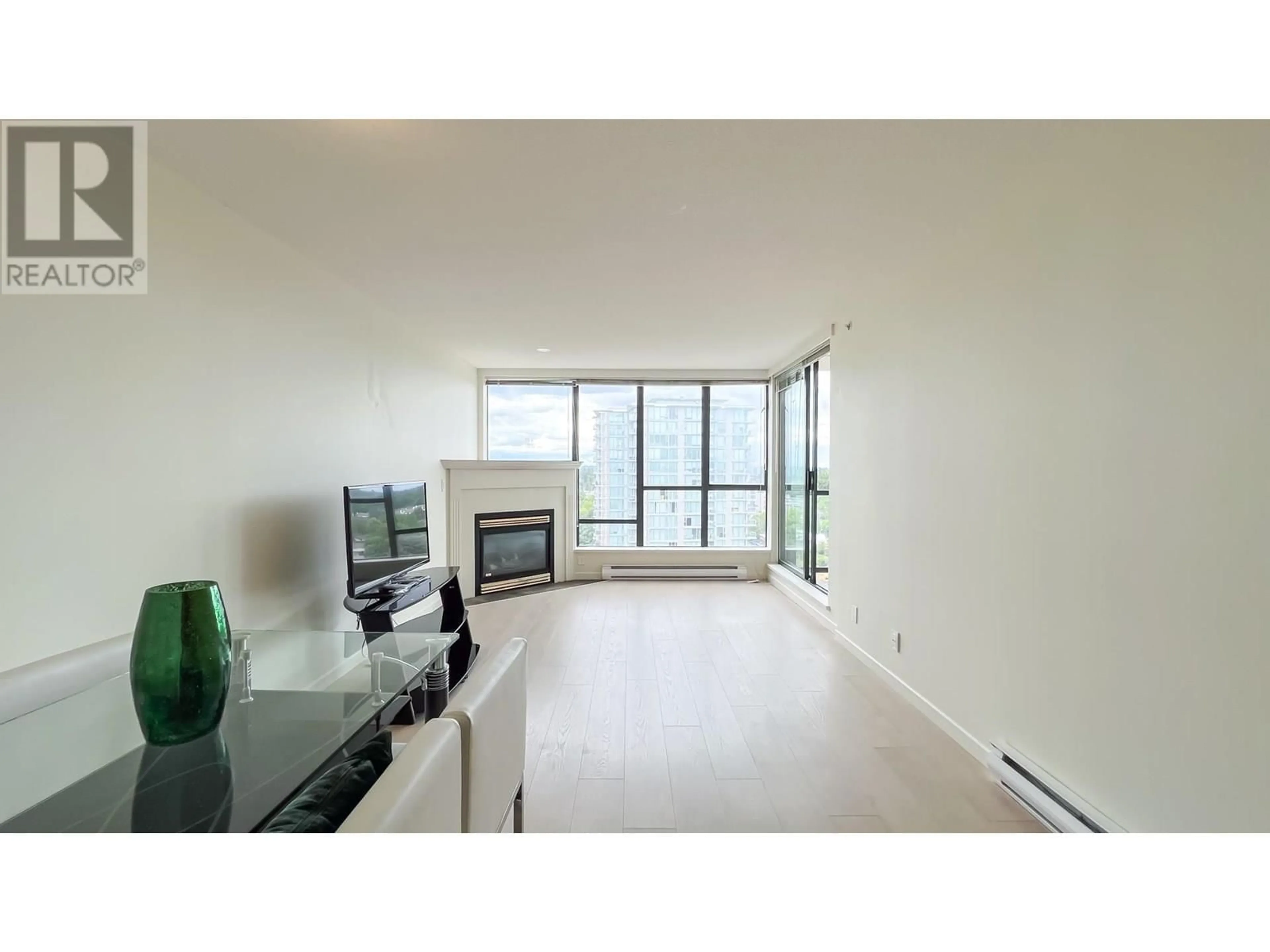 A pic of a room for 1305 - 8180 GRANVILLE AVENUE, Richmond British Columbia V6Y4G1