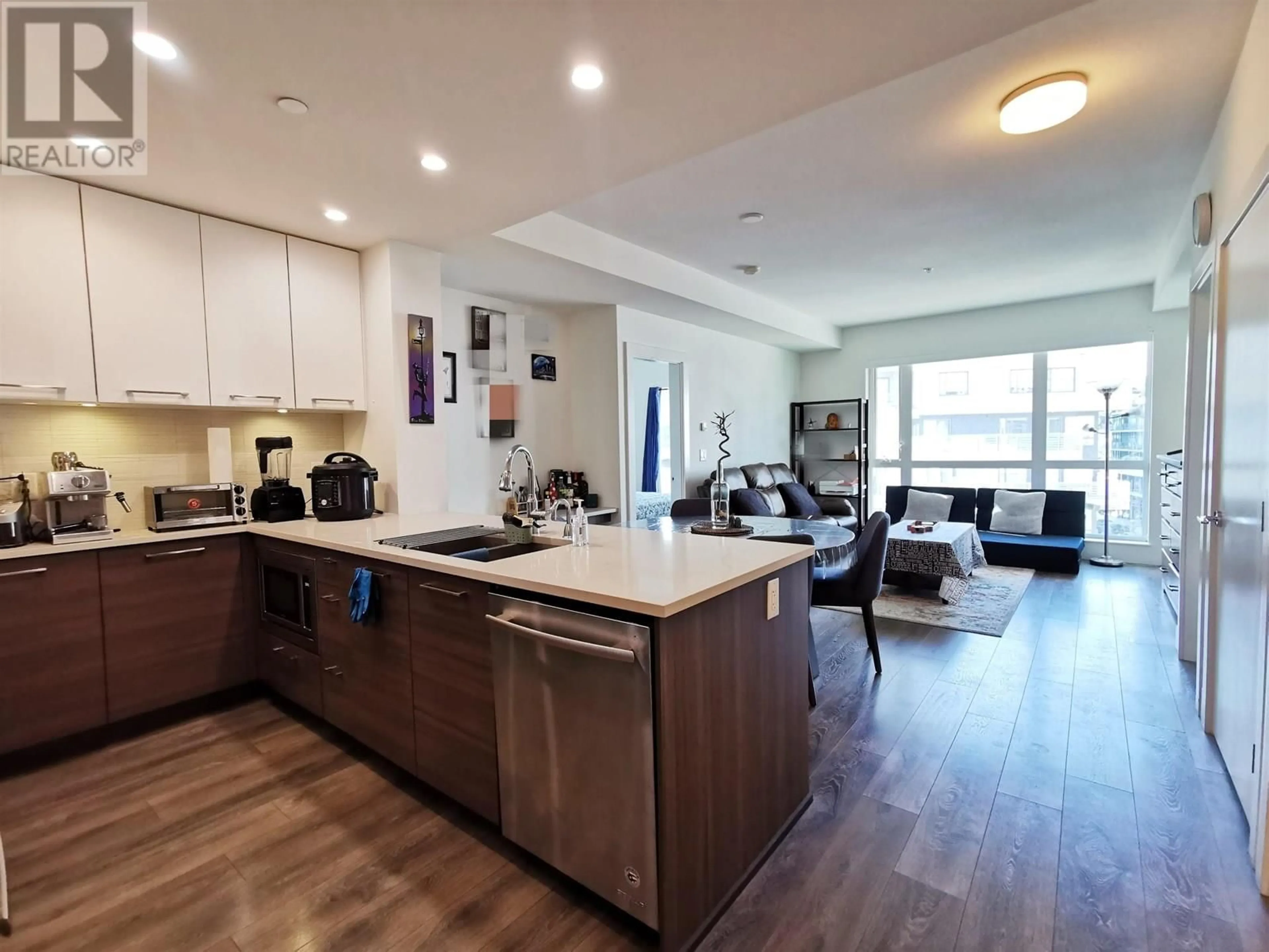 Open concept kitchen, unknown for 607 - 8580 RIVER DISTRICT CROSSING, Vancouver British Columbia V5S0B9