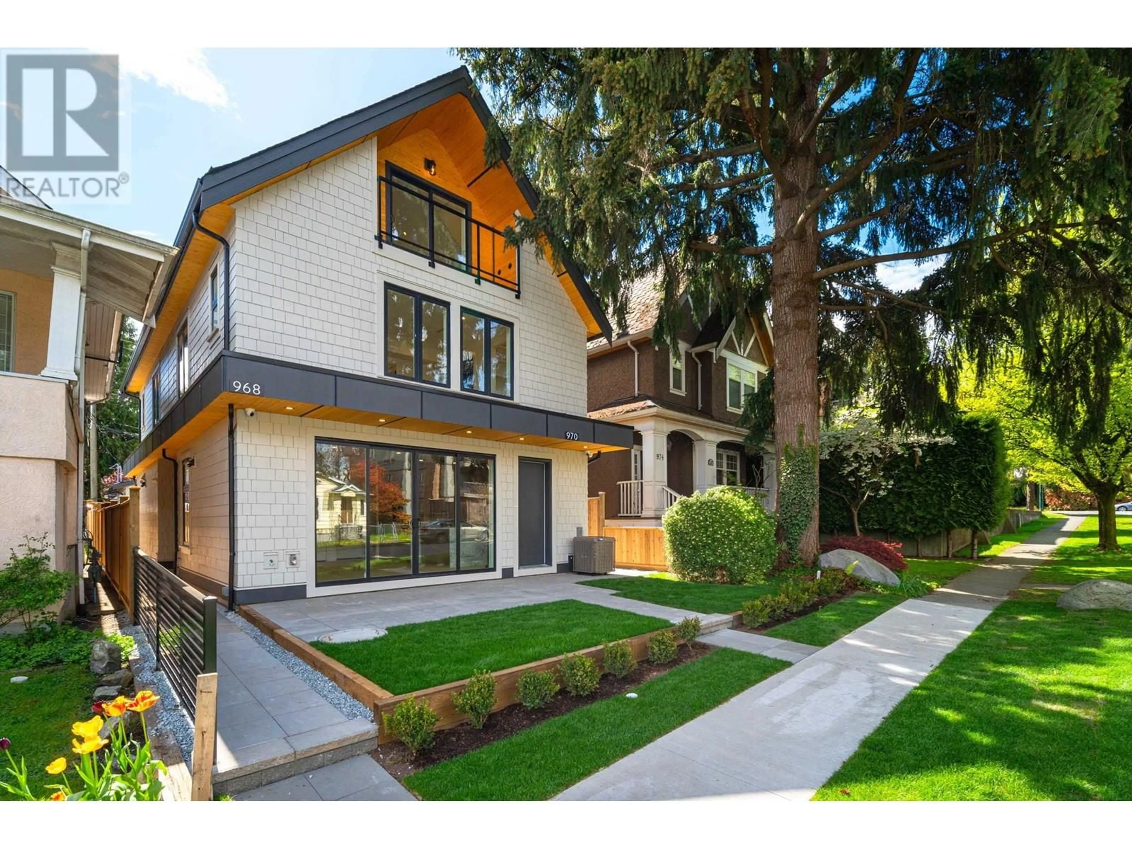 Home with brick exterior material, street for 970 17TH AVENUE, Vancouver British Columbia V5Z1V4
