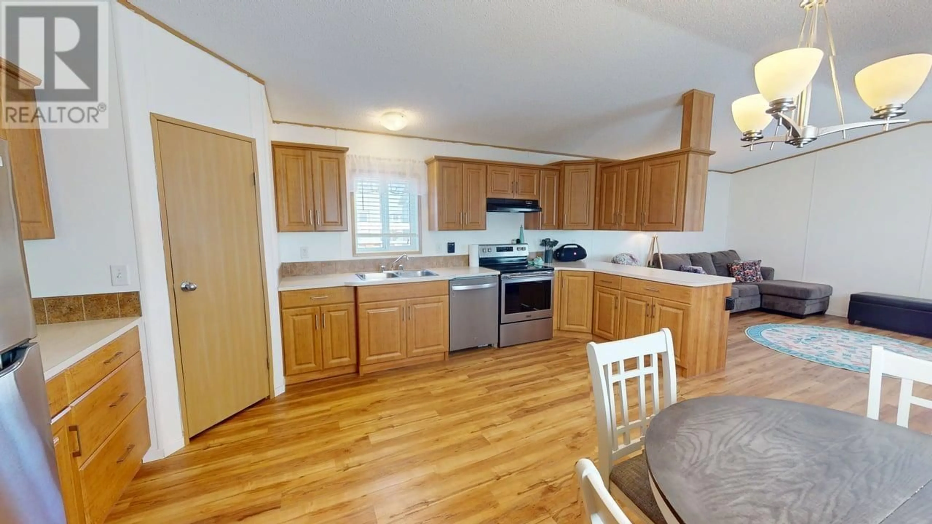 Standard kitchen, unknown for 8612 79A STREET, Fort St. John British Columbia V1J0H7