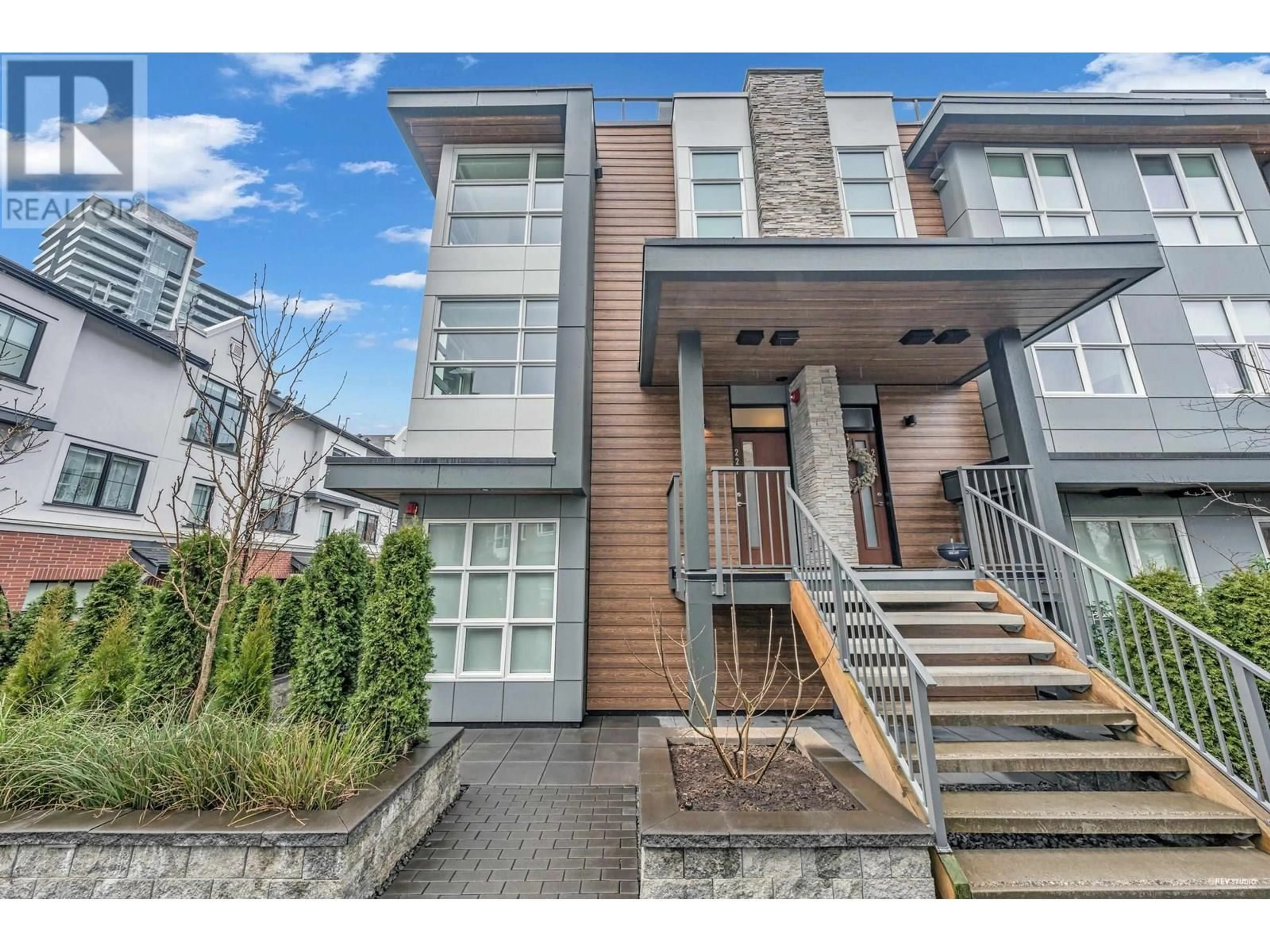 Unknown for 227 - 2060 CURLING ROAD, North Vancouver British Columbia V7P0E1