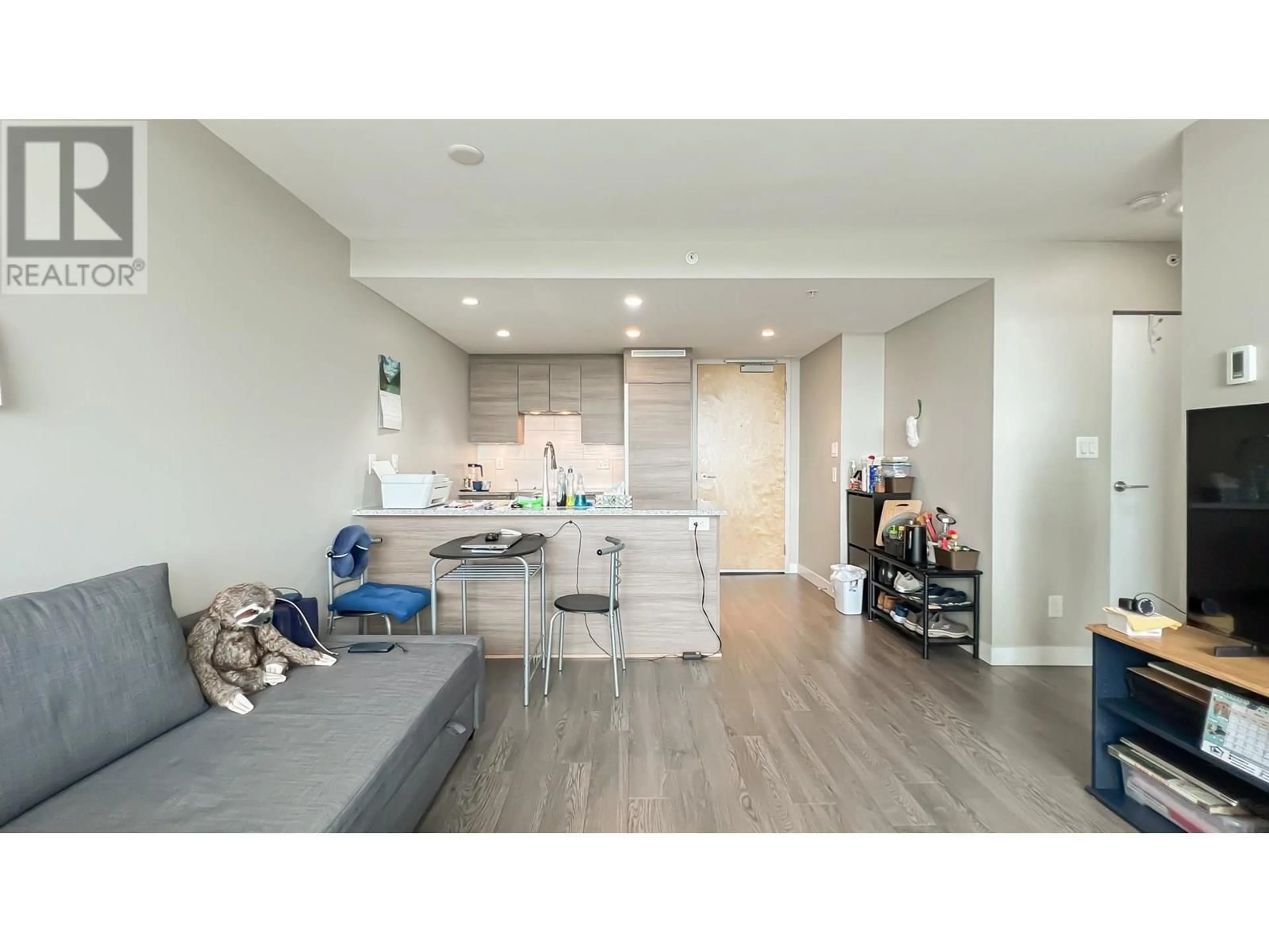 Open concept kitchen, wood/laminate floor for 2705 - 488 MARINE DRIVE, Vancouver British Columbia V5X0C6