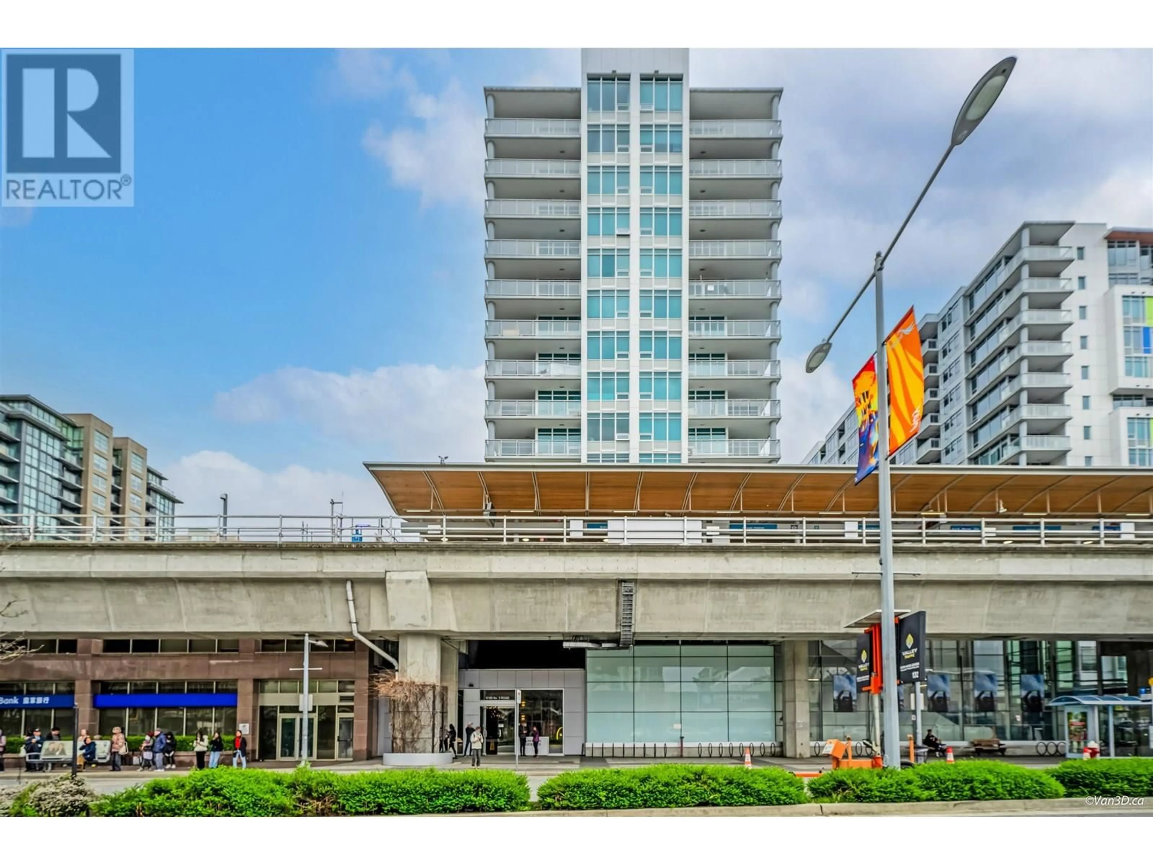 Indoor foyer for 709 - 6188 NO. 3 ROAD, Richmond British Columbia V6Y0J3