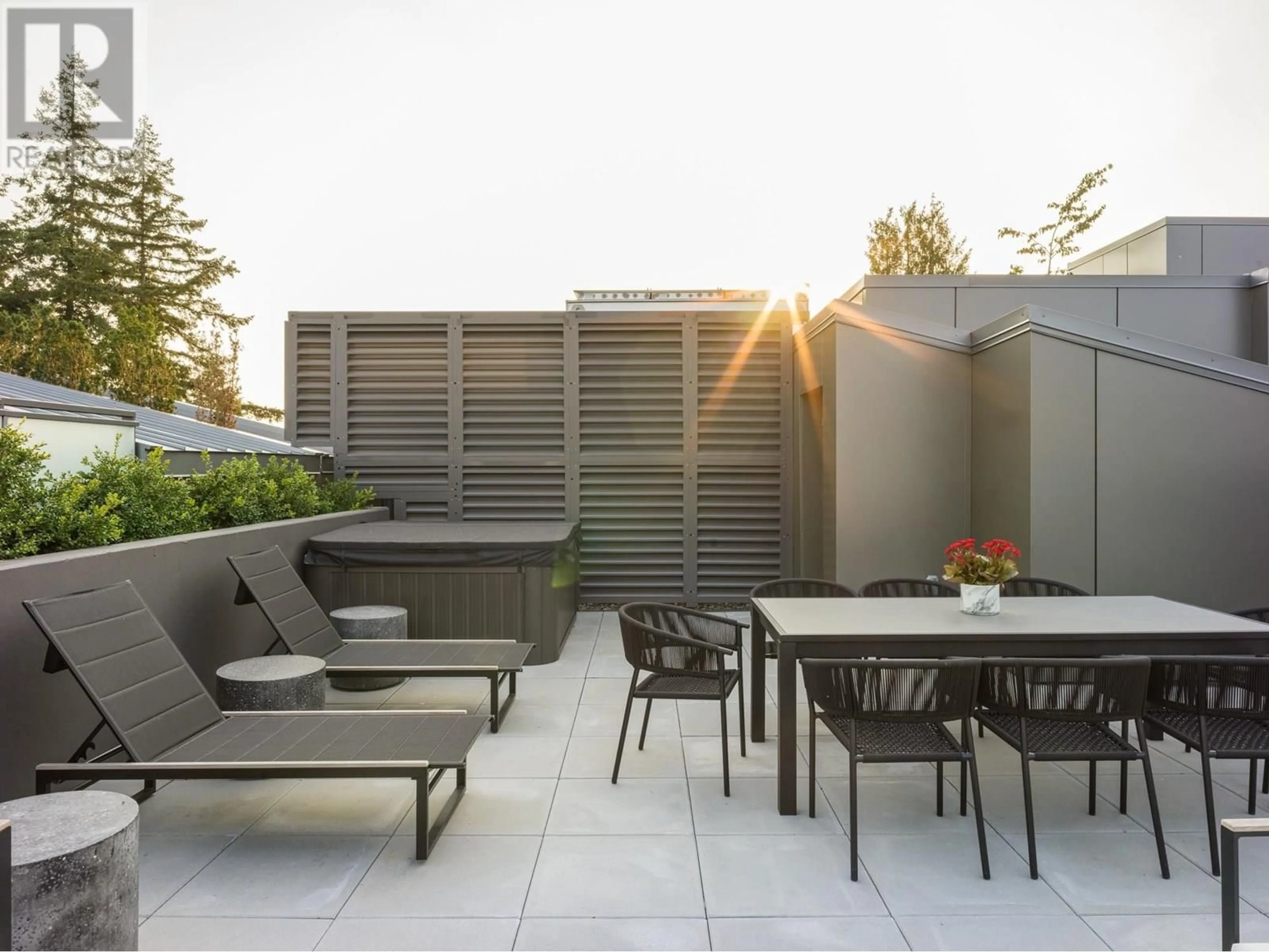 Patio, street for 404 - 3636 39TH AVENUE, Vancouver British Columbia V6N0E8