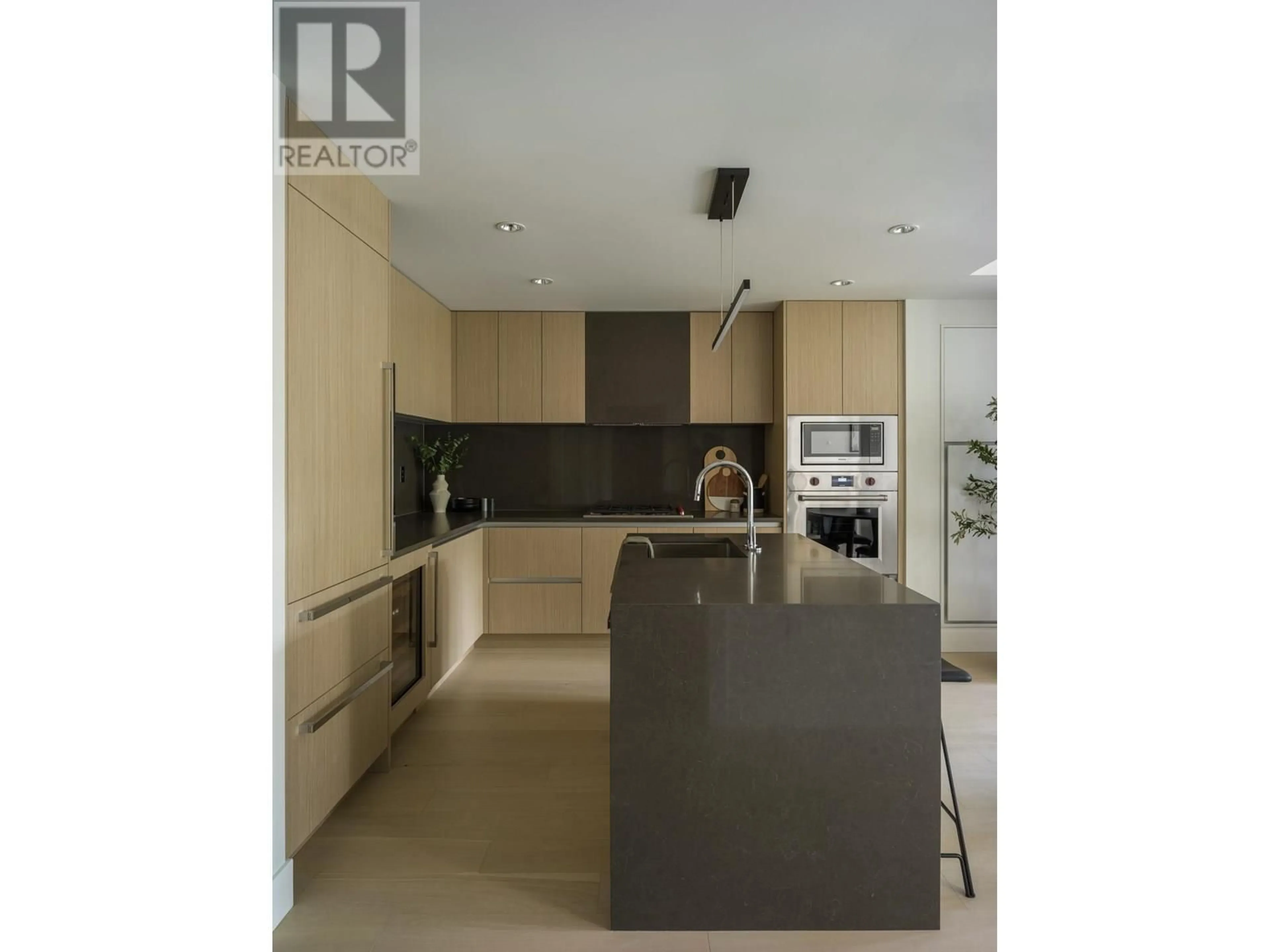 Unknown for 310 - 3636 39TH AVENUE, Vancouver British Columbia V6N0E8